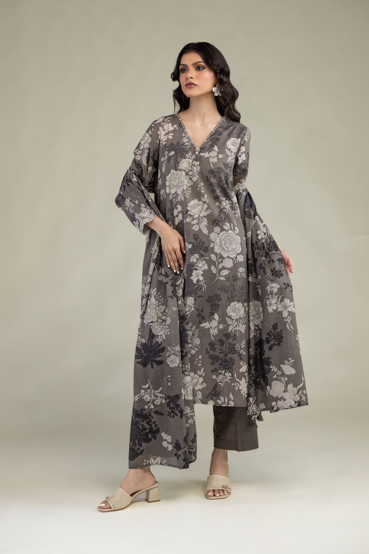 Embroidered Lawn Gray Lawn Dupatta - 1-26-244-C-H2-VG