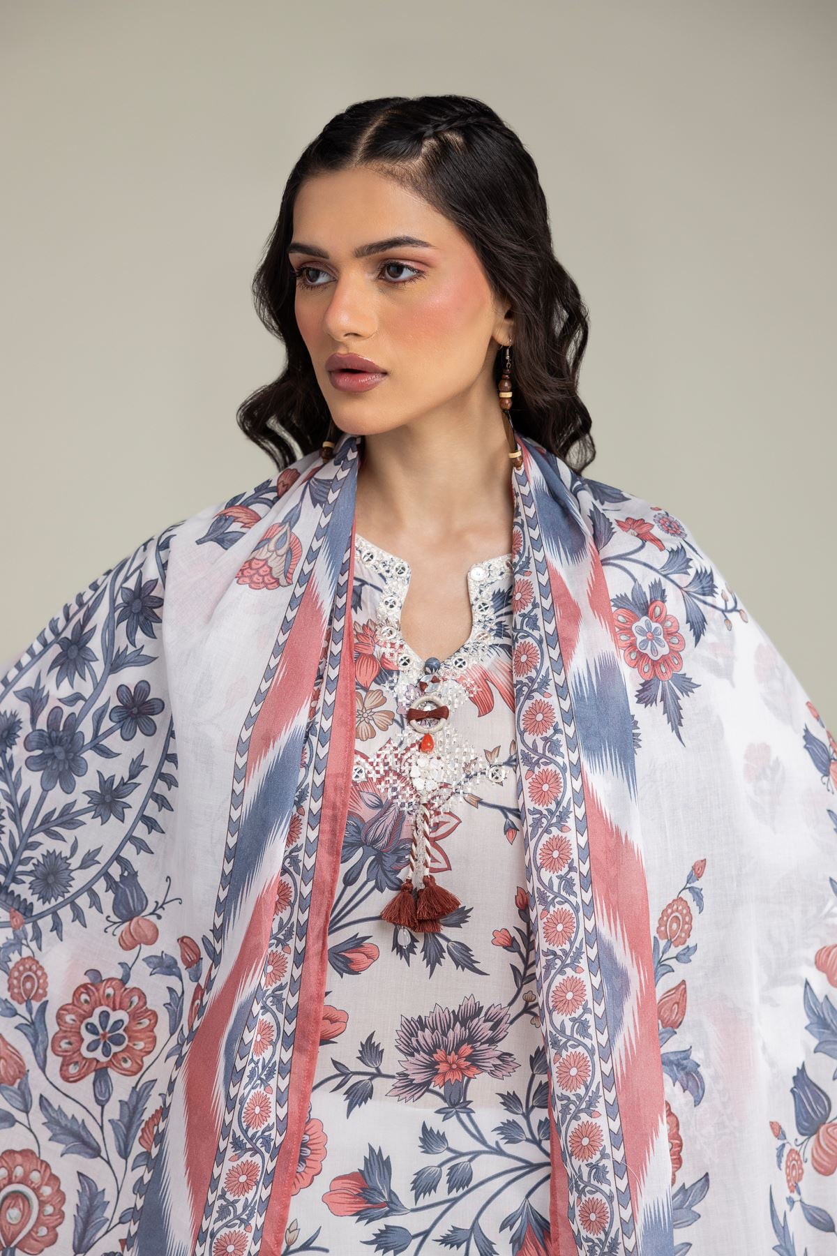 Embroidered Lawn Fabrics 3 Piece - A22-26-214FH1-VG