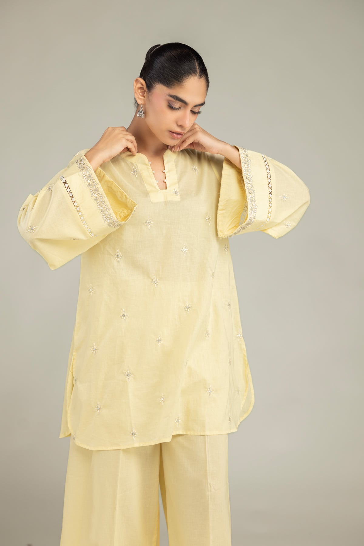 Embroidered Cambric Yellow Cambric Kurta - 1-26-102-A-F-VG