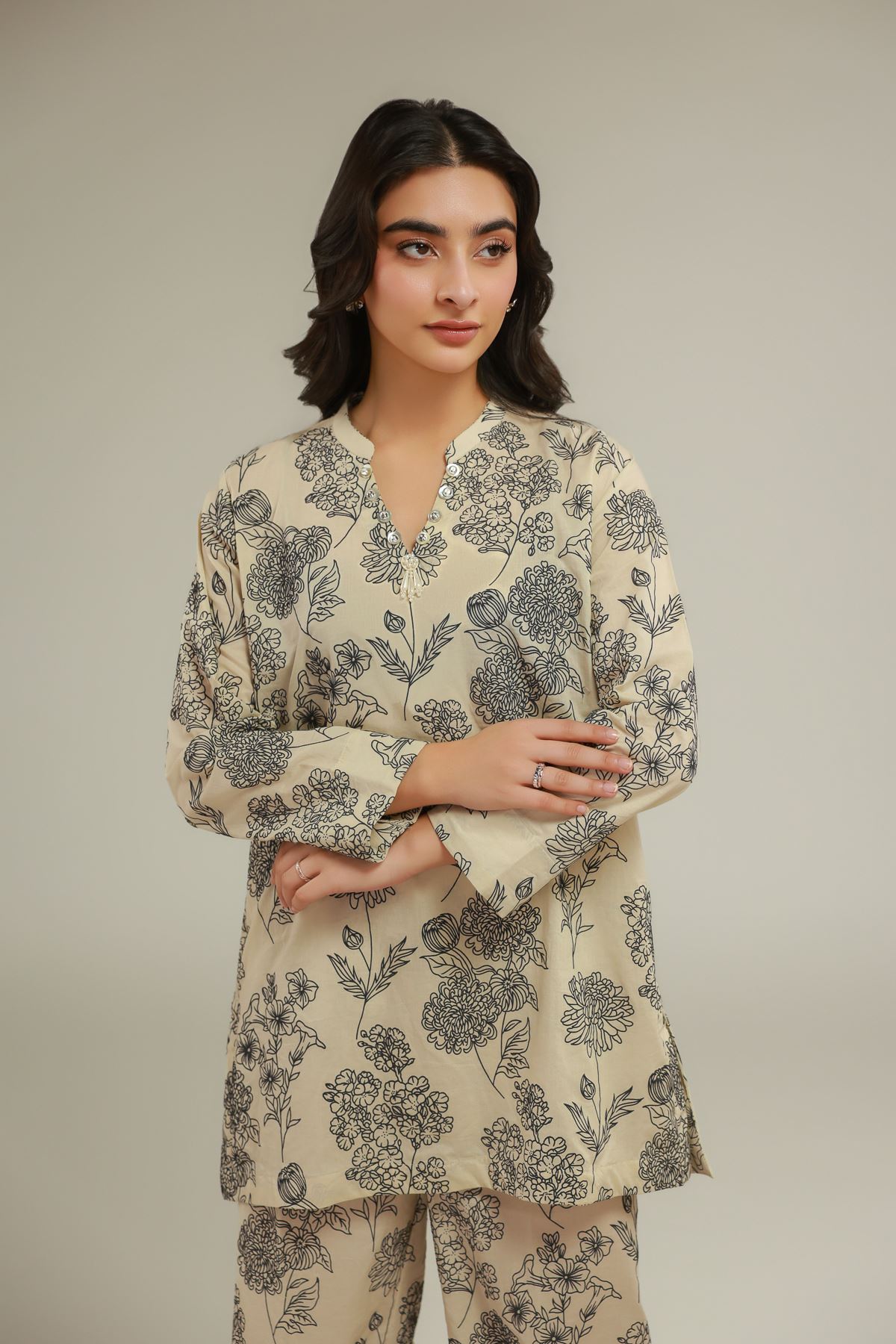 Cambric Floral Buttoned Kurta - 1-26-119-A-D-VG