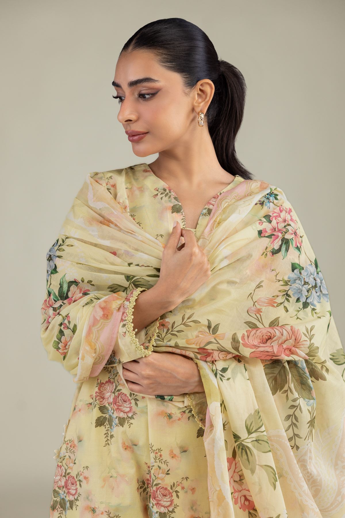 Printed Lawn Floral Lawn Dupatta - 1-26-229-C-H1-VG