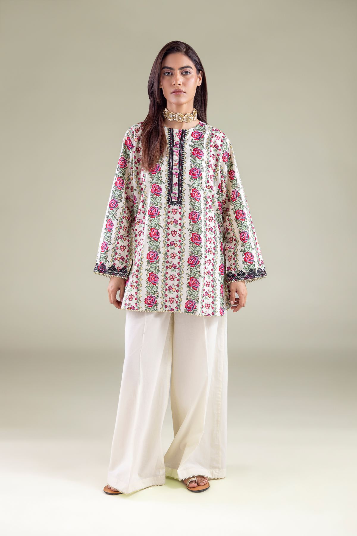 Embroidered Cambric Kurta - 1-26-104-A-B-VG