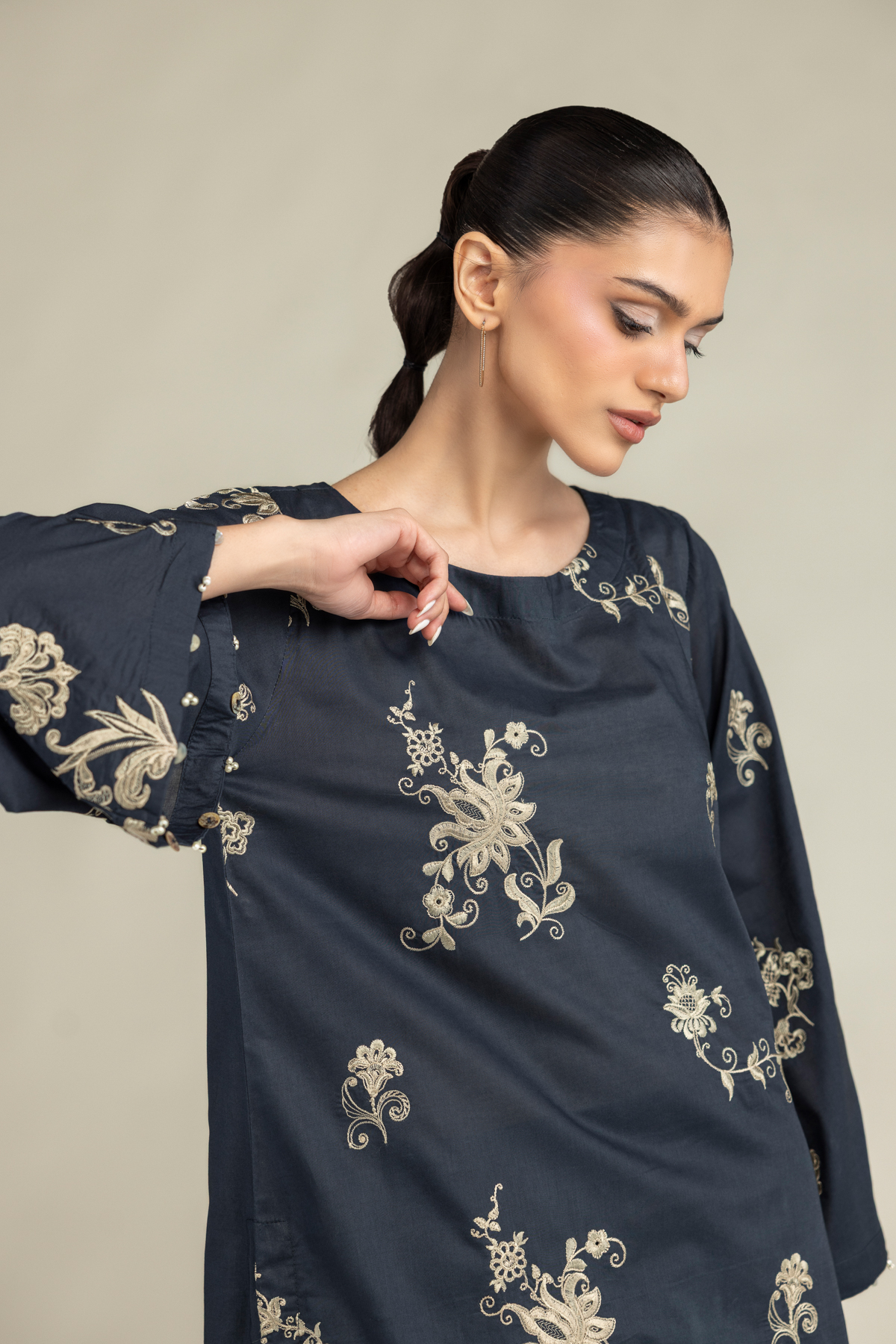 Embroidered Cambric Cambric Longline Kurta - 2-26-308-A-G1-VG