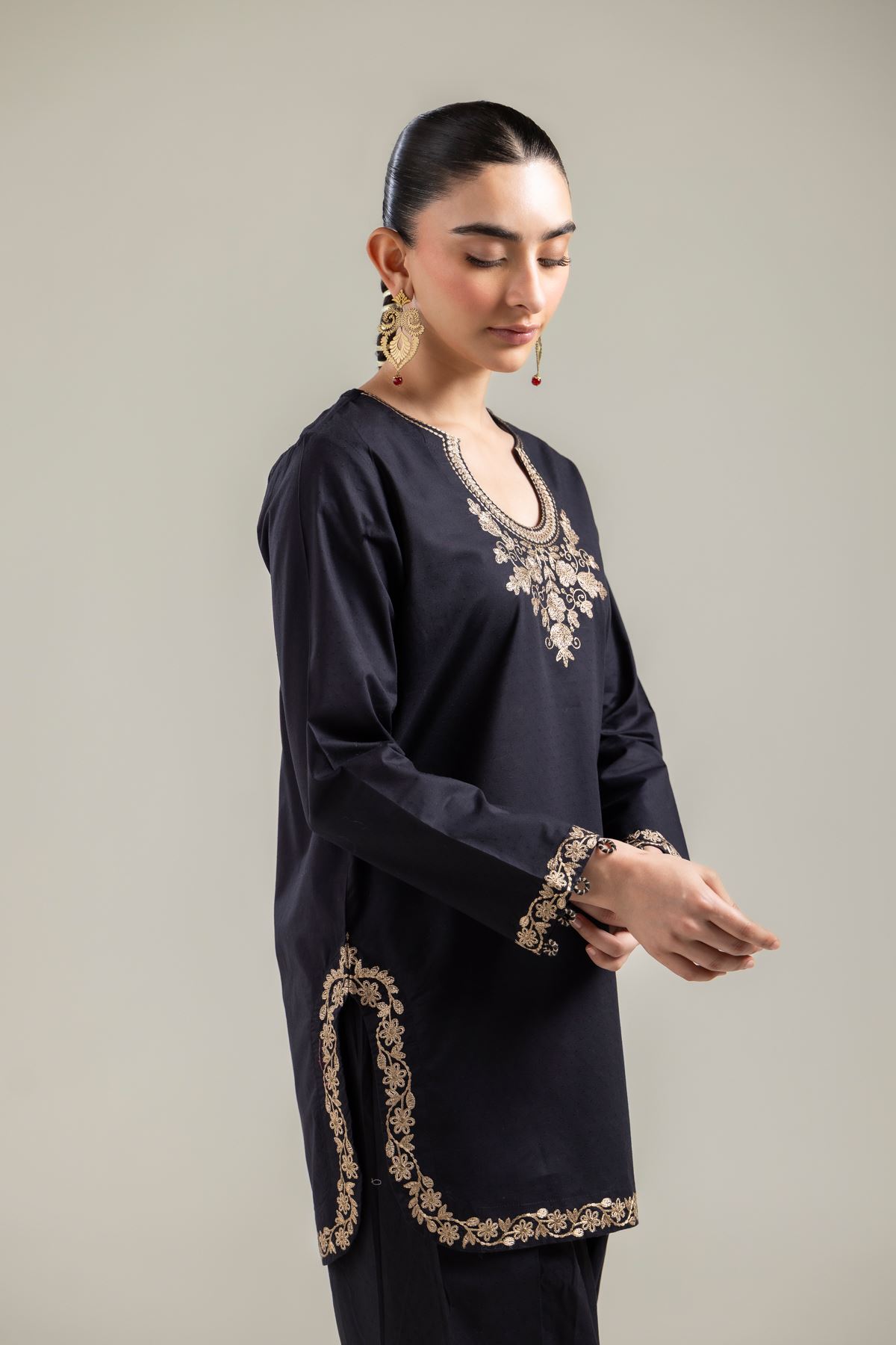 Embroidered Cotton Dobby Black Cotton Kurta - T-A22-26-122FI1-VG