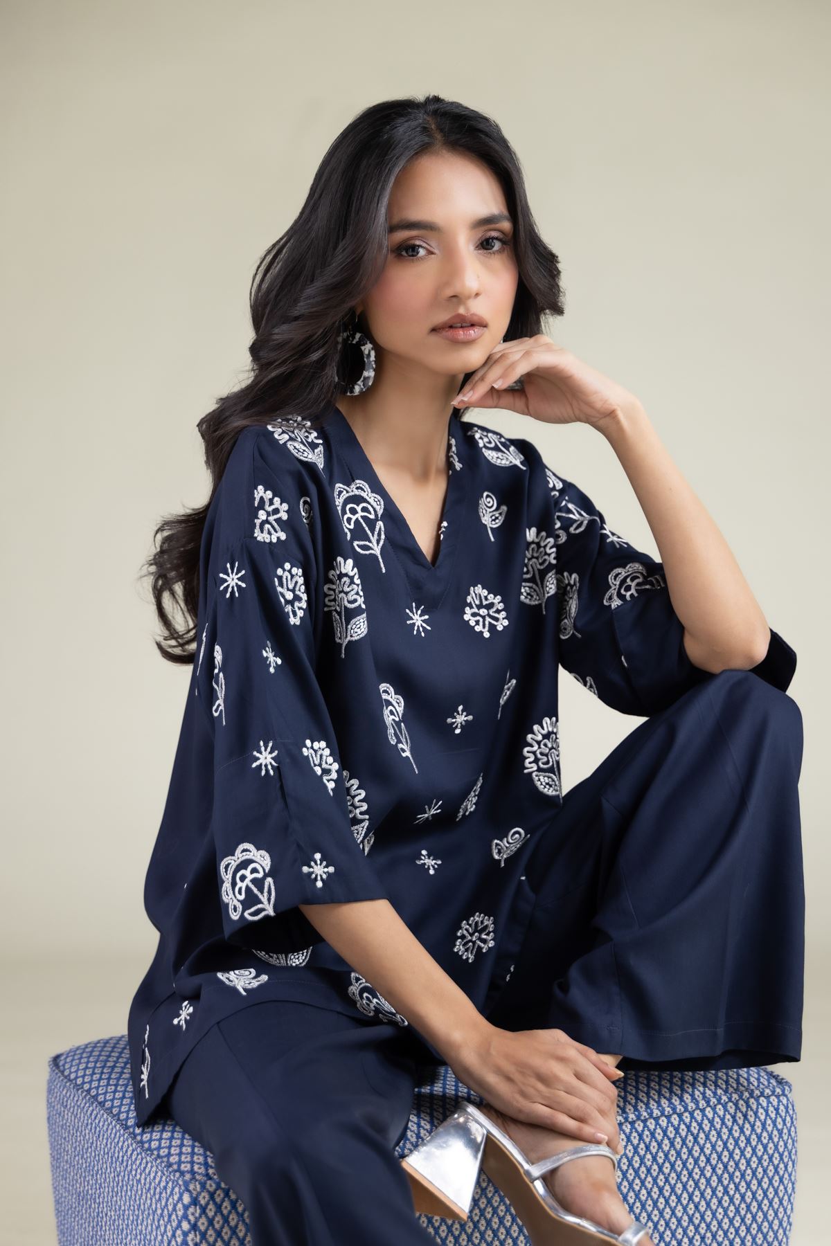 Embroidered Viscose Tunic - 6-26-105-A-A-VG