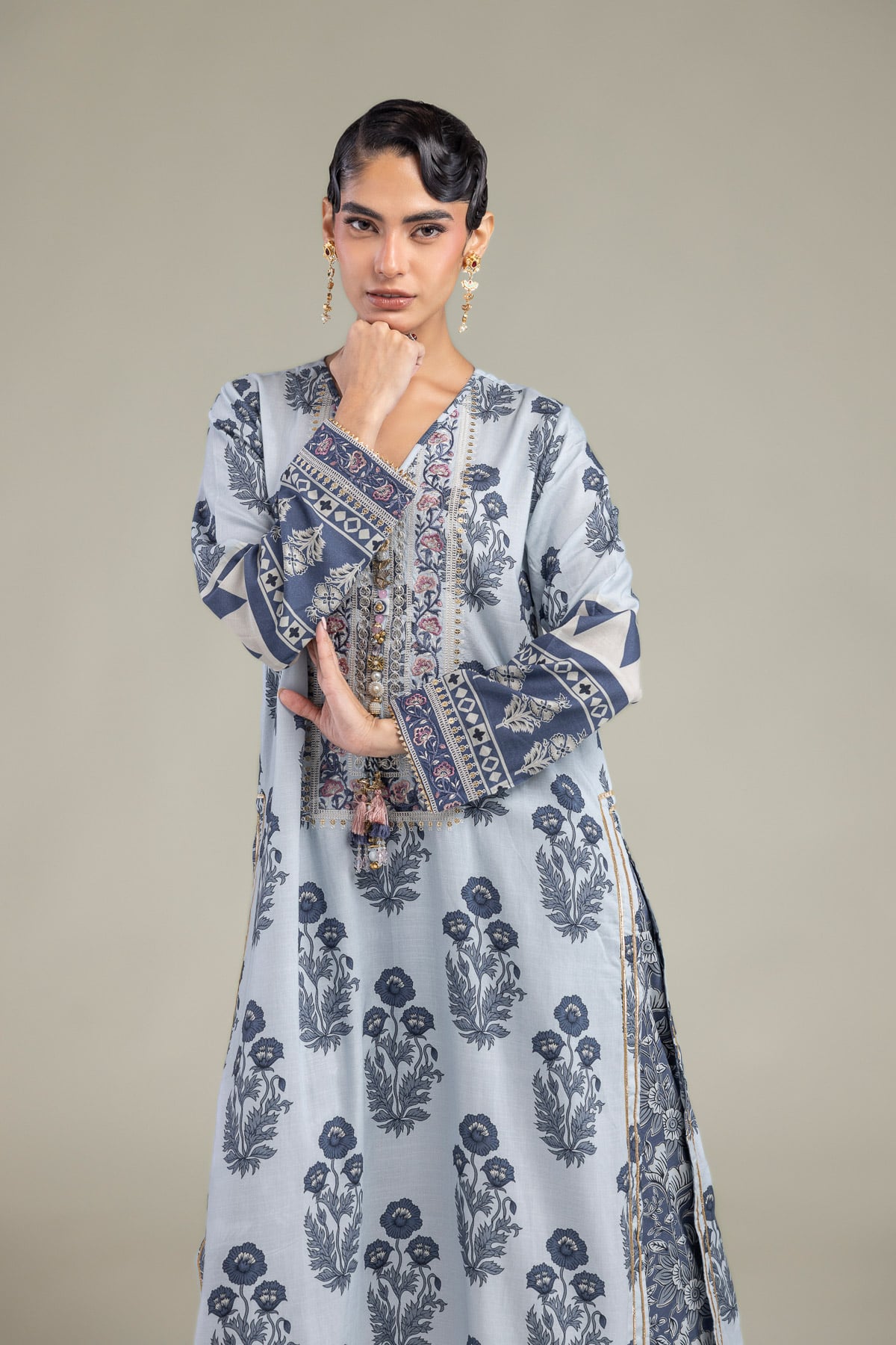 Embroidered Raw Silk V-Neck Floral Kurta - 1-26-102-A-F-VG