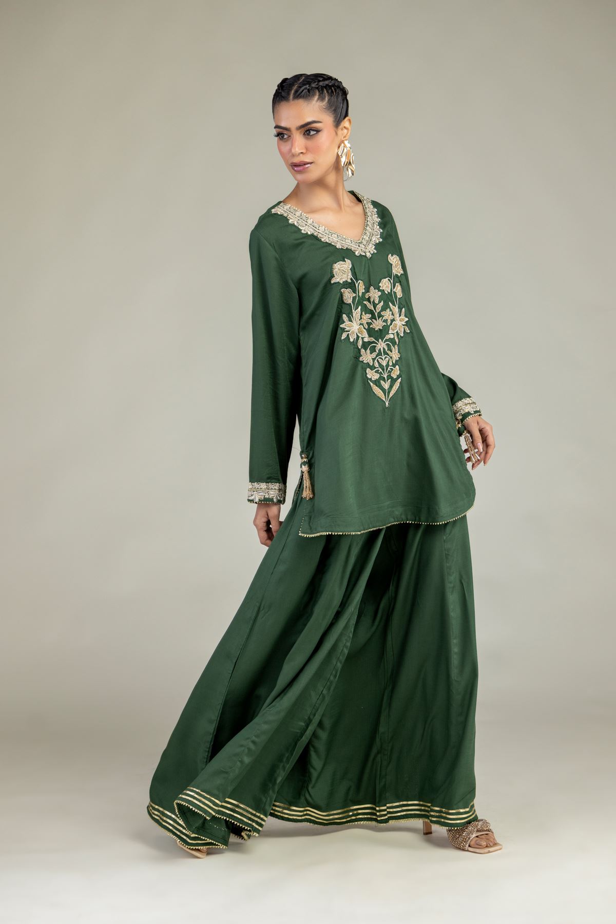Embroidered Raw Silk Floral Green Kurta - 2-26-203-A-B1-VG