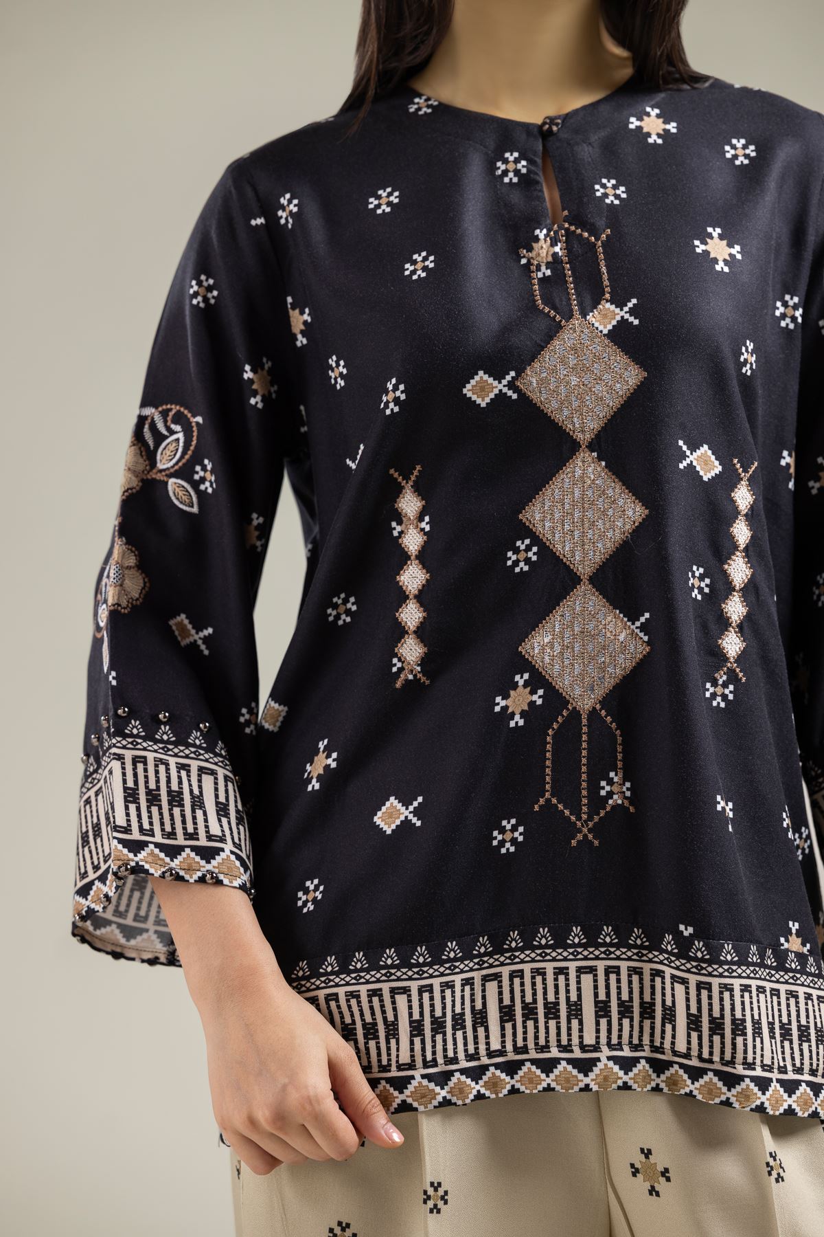 Embroidered Viscose Crepe Black Viscose Tunic - 1-26-142-A-D-VG