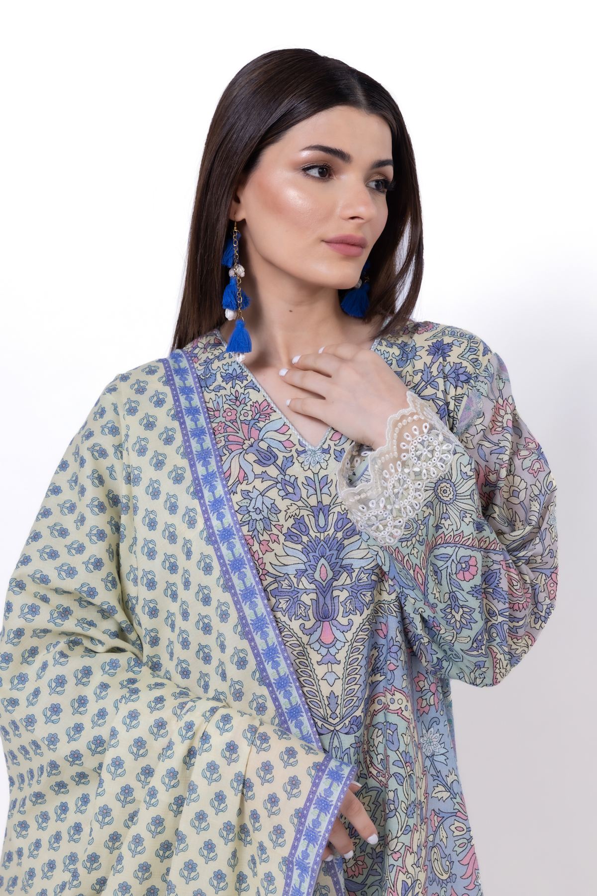Embroidered Messuri Fabrics 3 Piece - CA02A-VG