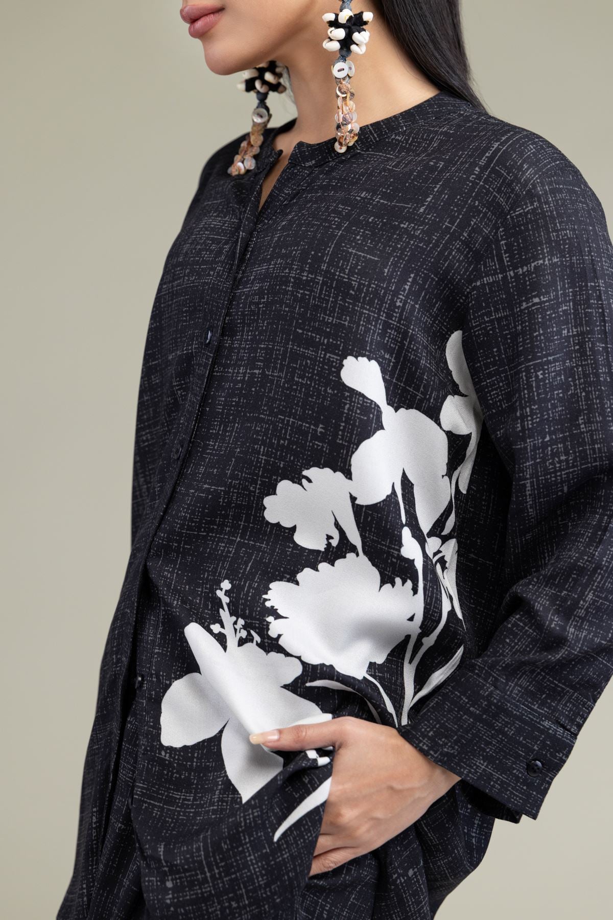 Printed Viscose Crepe Black Viscose Shirt - 25-09-12E2-03TA-VG