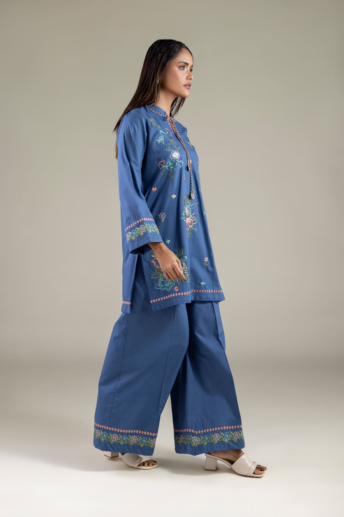 Embroidered Cotton Dobby Floral Relaxed Pants - 1-26-114-A-A-VG