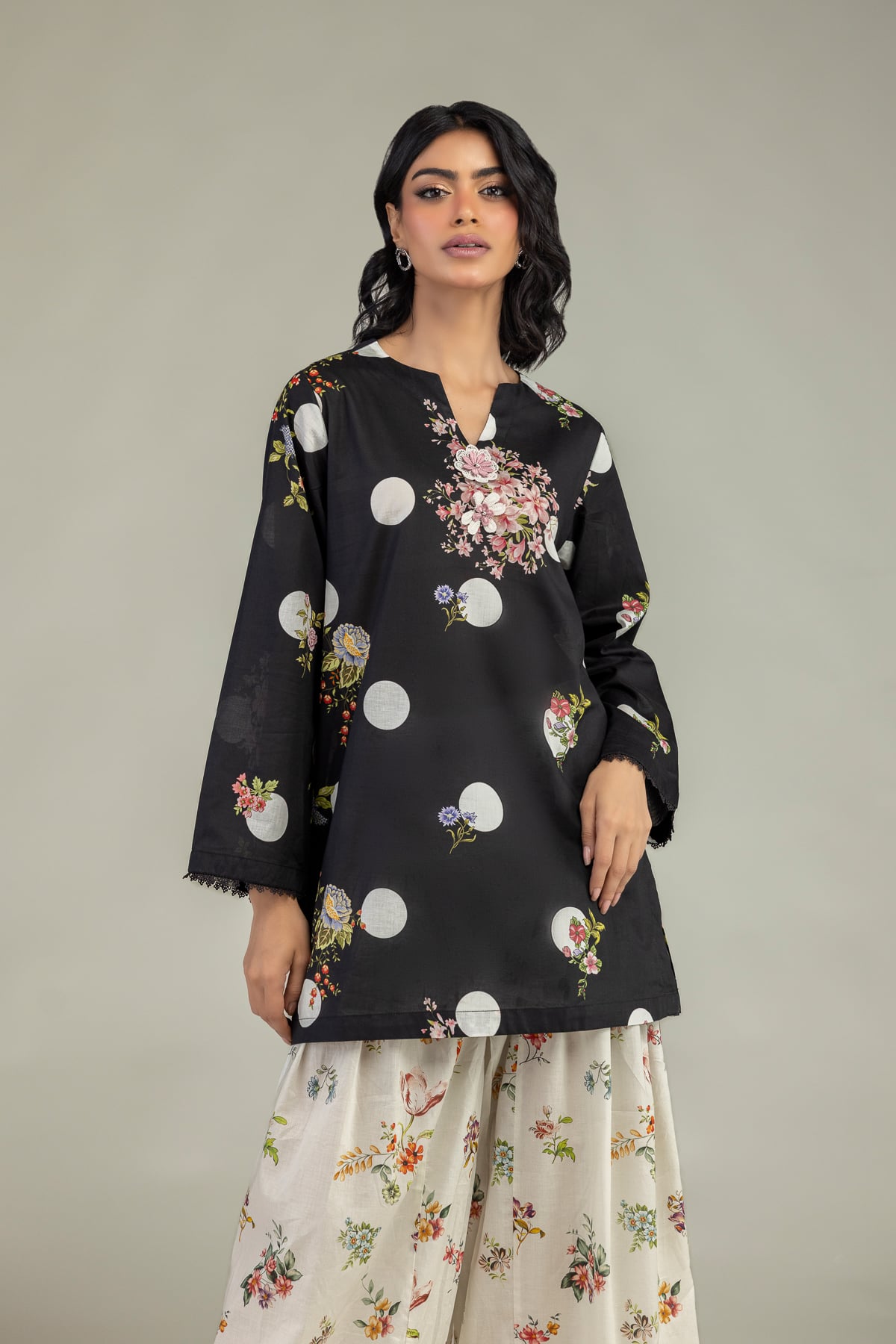 Embroidered Cambric Black Cambric Kurta - 1-26-240-A-G1-VG