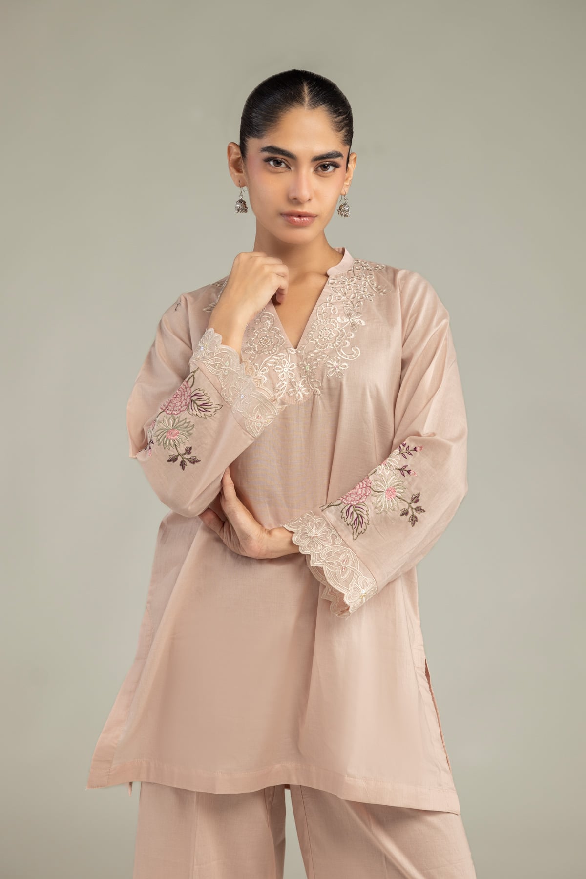 Embroidered Cambric V-Neck Short Kurta - 1-26-102-A-F-VG