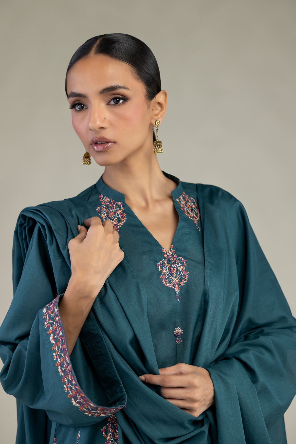 Embroidered Lawn Lawn Dupatta - 1-26-325-A-I1-VG