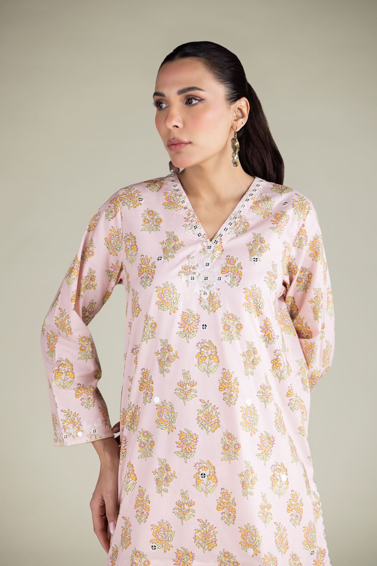 Embroidered Cotton Viscose Floral V-neck Kurta - 25-00-X2-08TB-VG