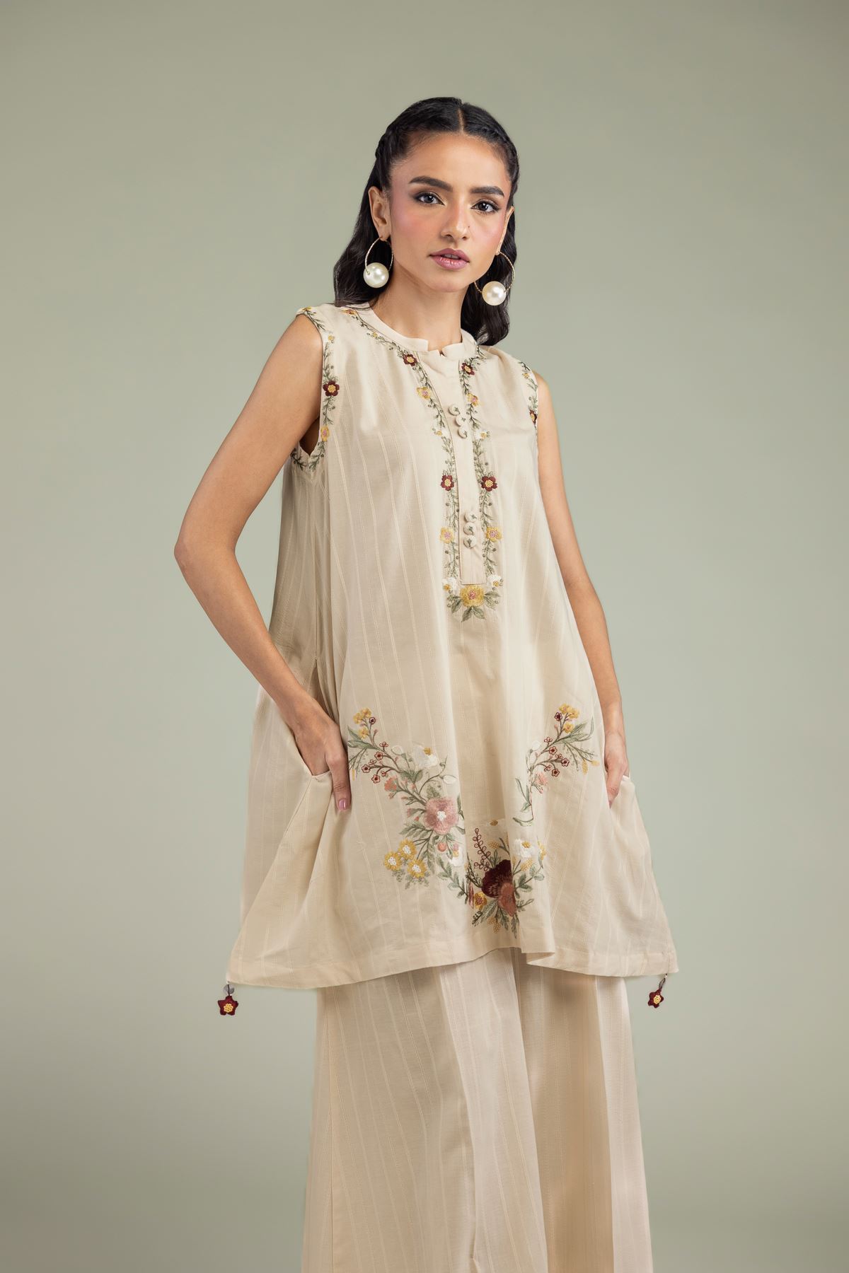 Embroidered Textured Cotton Beige Sleeveless Kurta - 1-26-213-A-B1-VG
