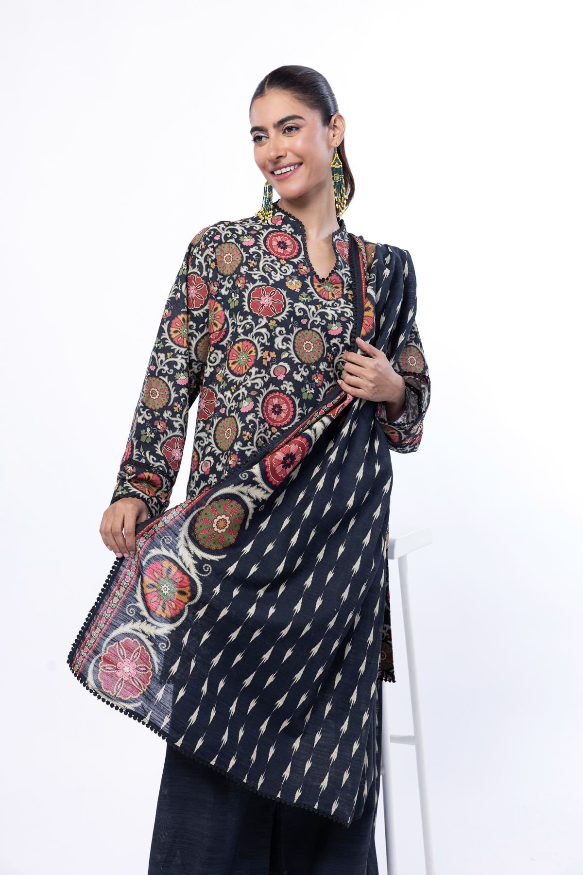 Printed Light Khaddar Fabrics 3 Piece - CHD25A-VG