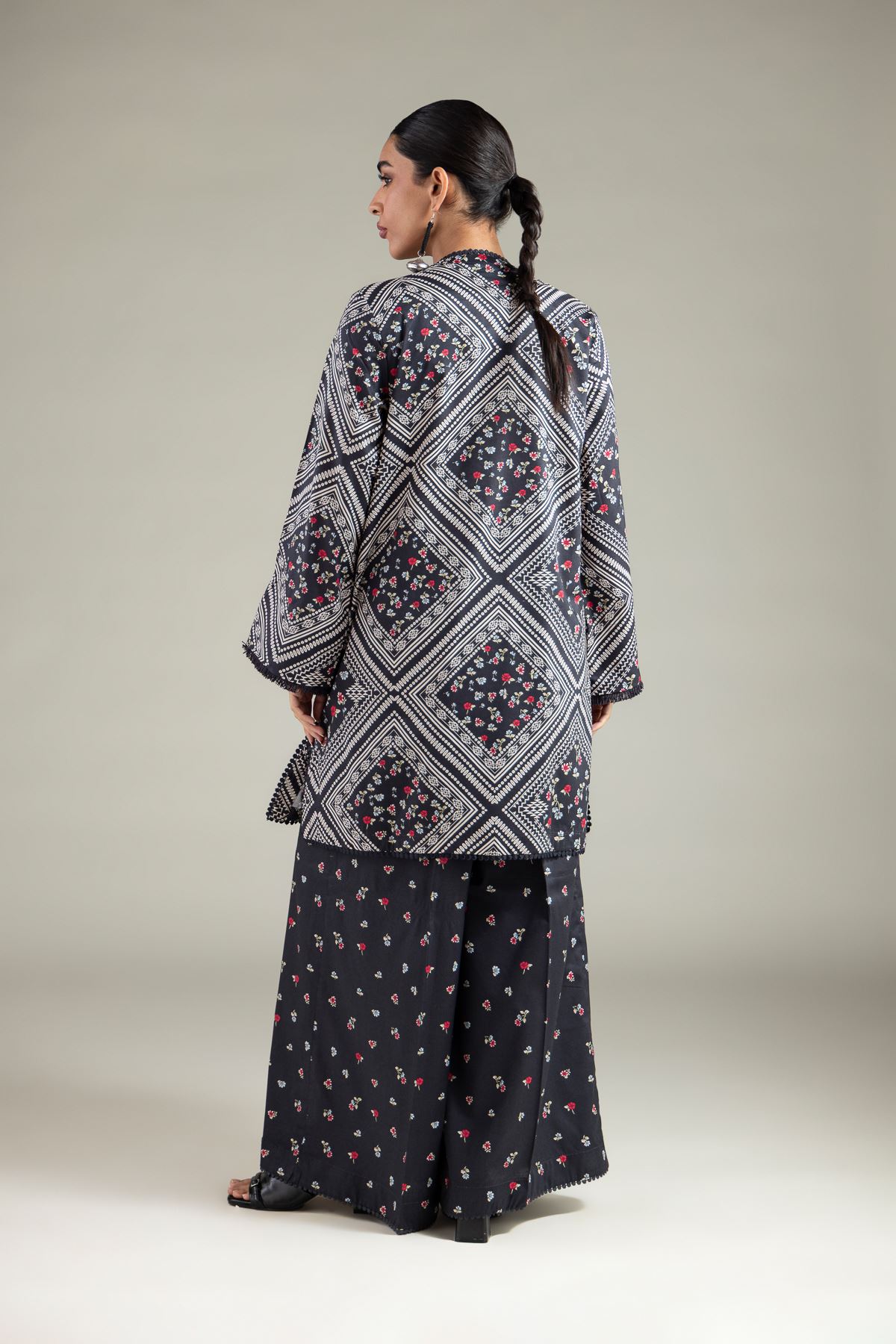 Embroidered Cotton Viscose Kurta - 1-26-104-A-B-VG
