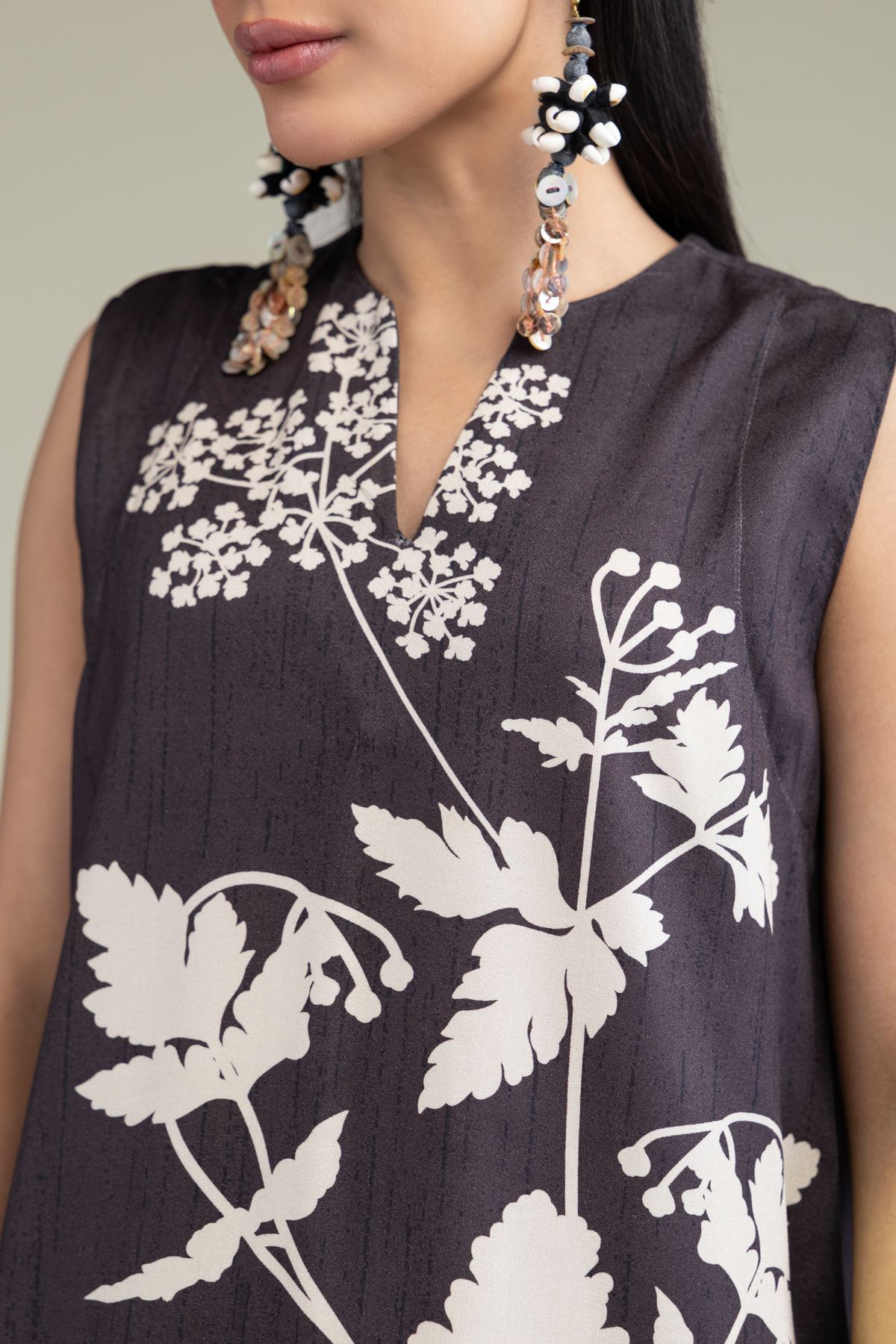 Printed Viscose Crepe Sleeveless Viscose Shirt - 6-26-206-B-B1-VG