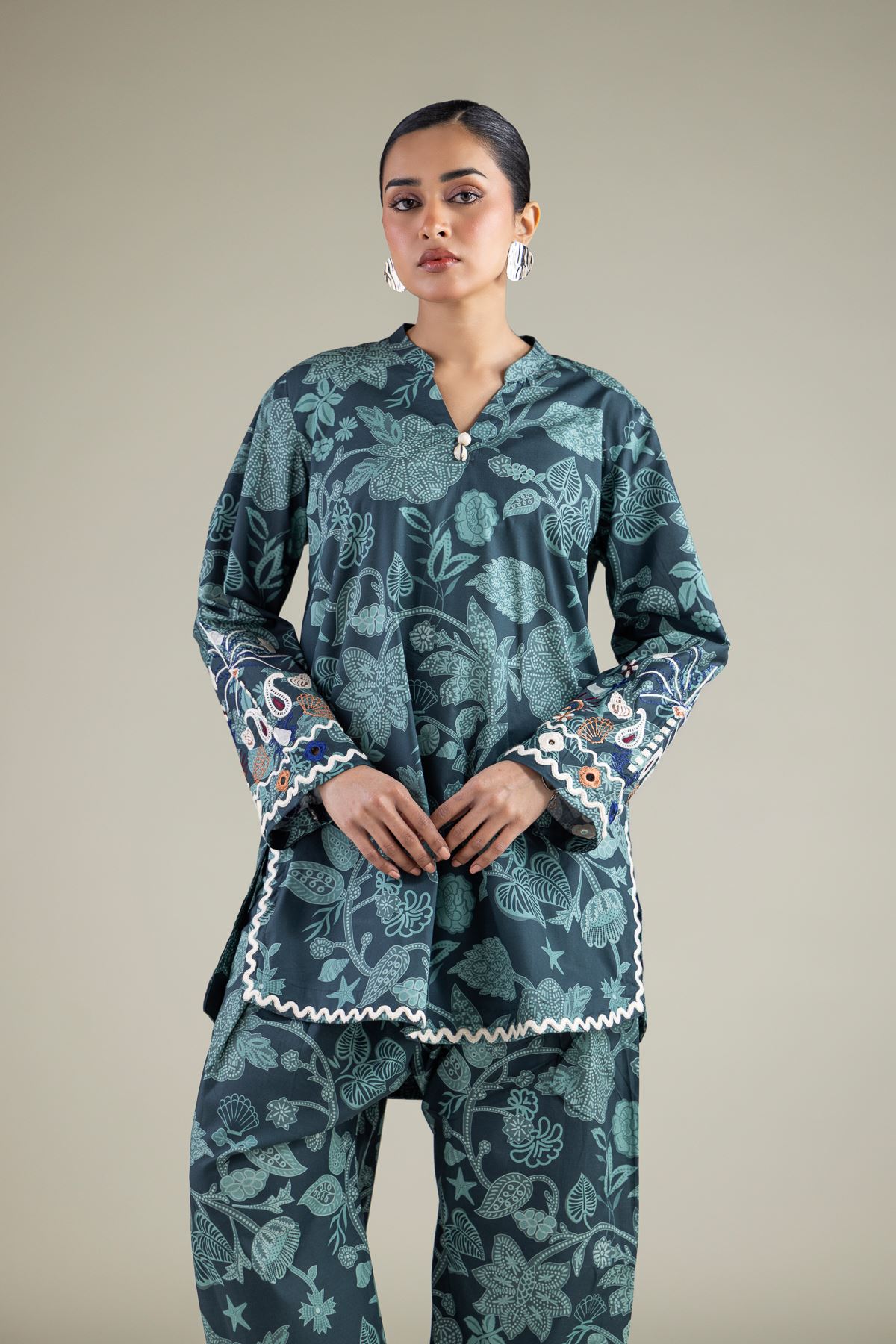 Embroidered Cambric Short Cambric Kurta - 1-26-128-A-A-VG