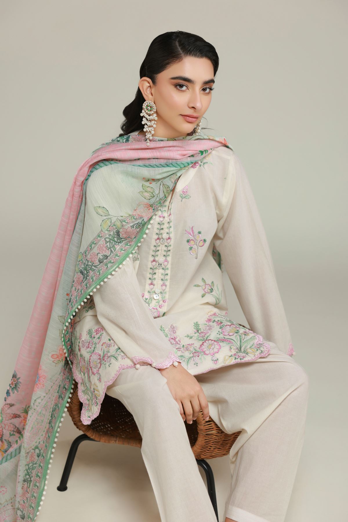 Embroidered Cambric Tailored 3 Piece - T-A33-26-109FF2-VG
