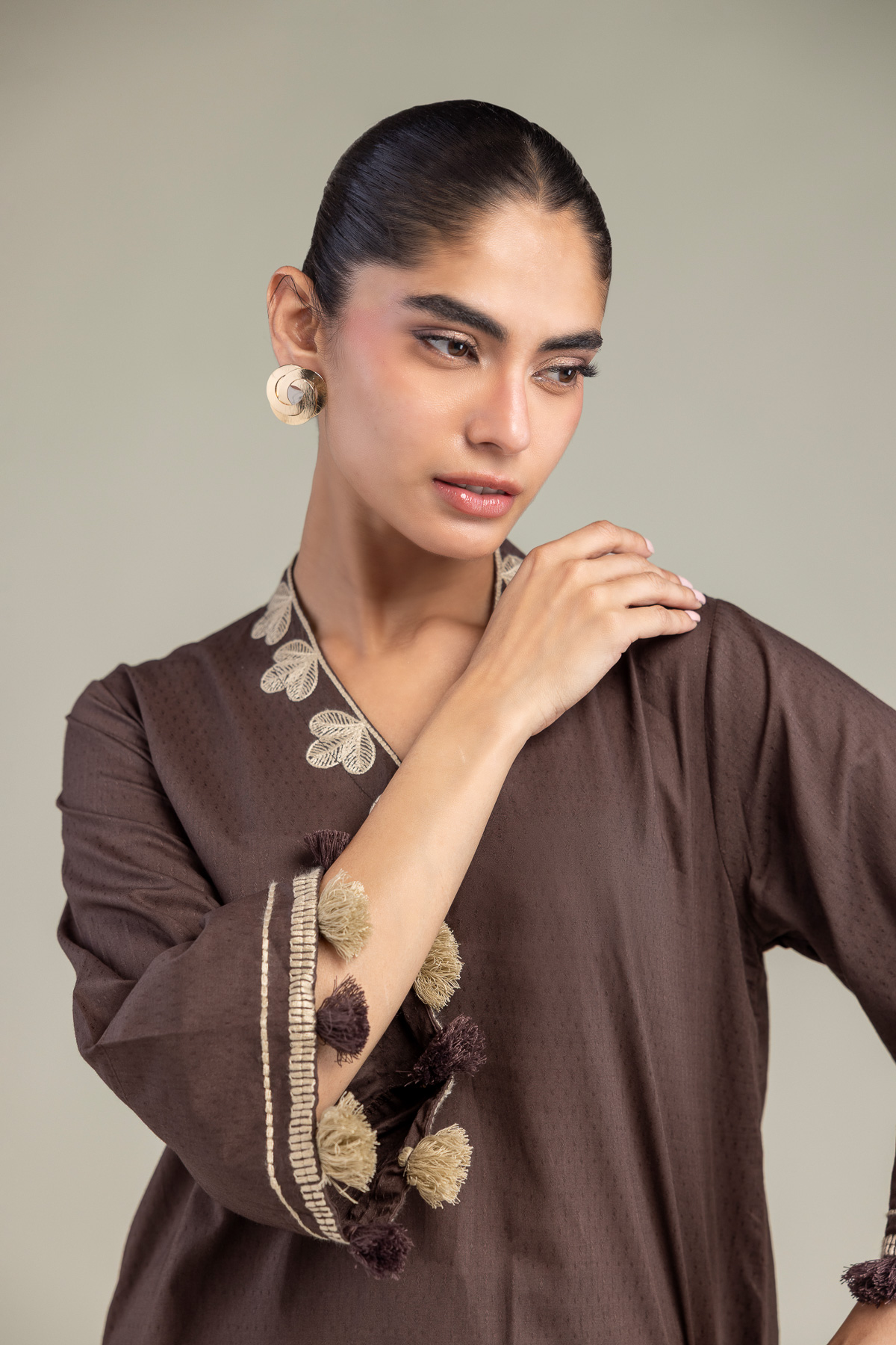 Embroidered Cotton Dobby Brown V-Neck Kurta - 1-26-102-A-F-VG