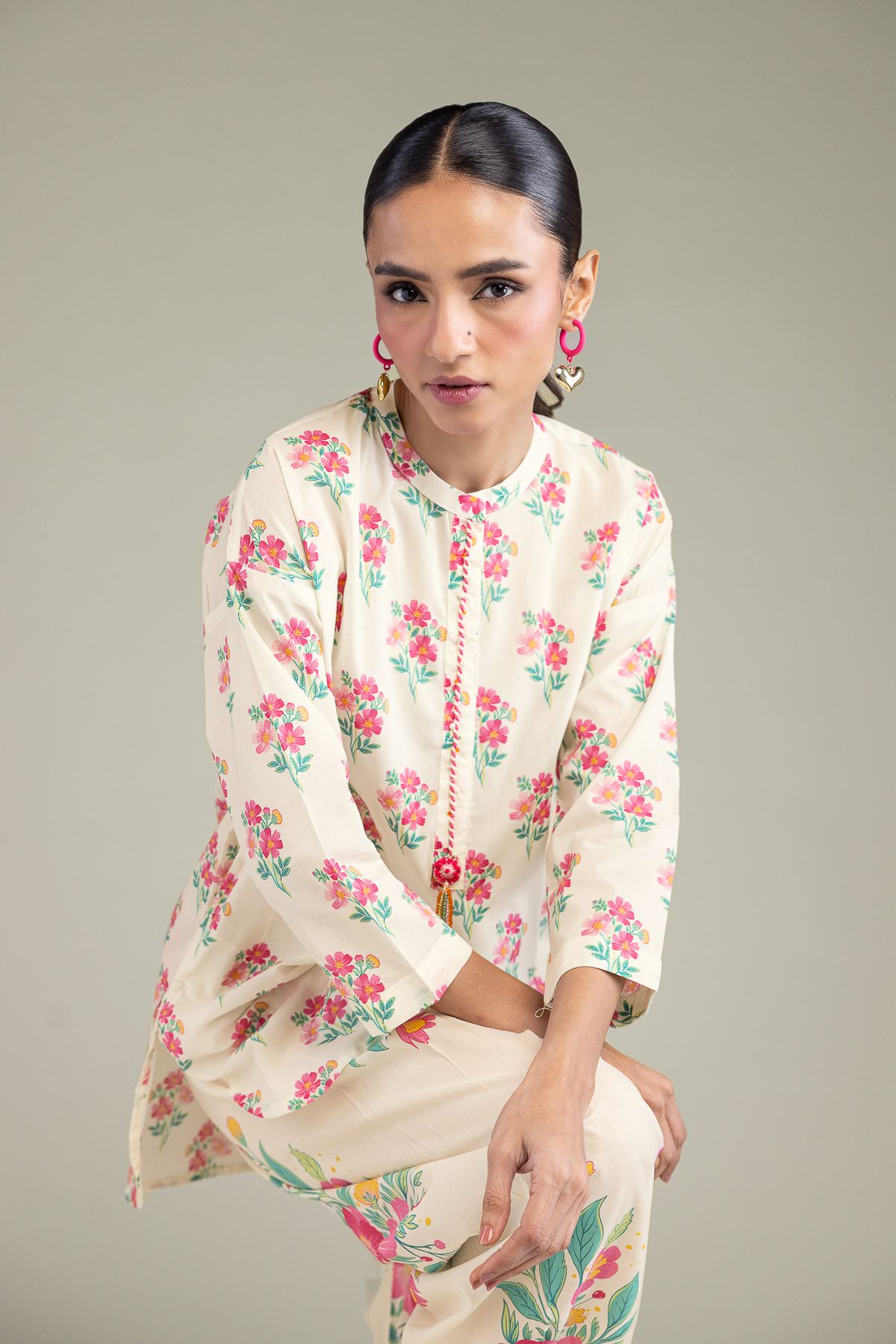 Printed Cambric Floral Cambric Kurta - 1-26-131-A-D-VG