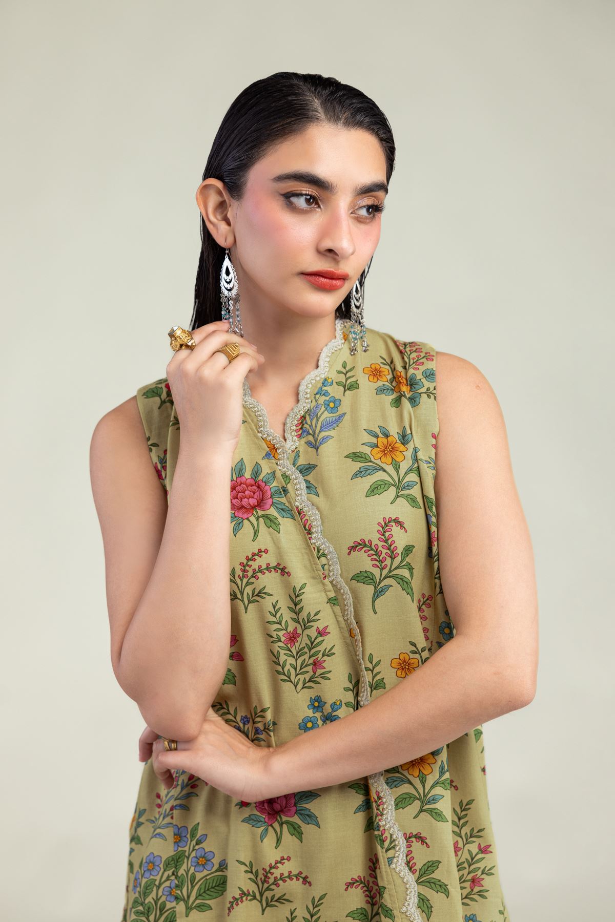 Embroidered Raw Silk Silk Sleeveless Kurta - 1-26-245-A-D2-VG