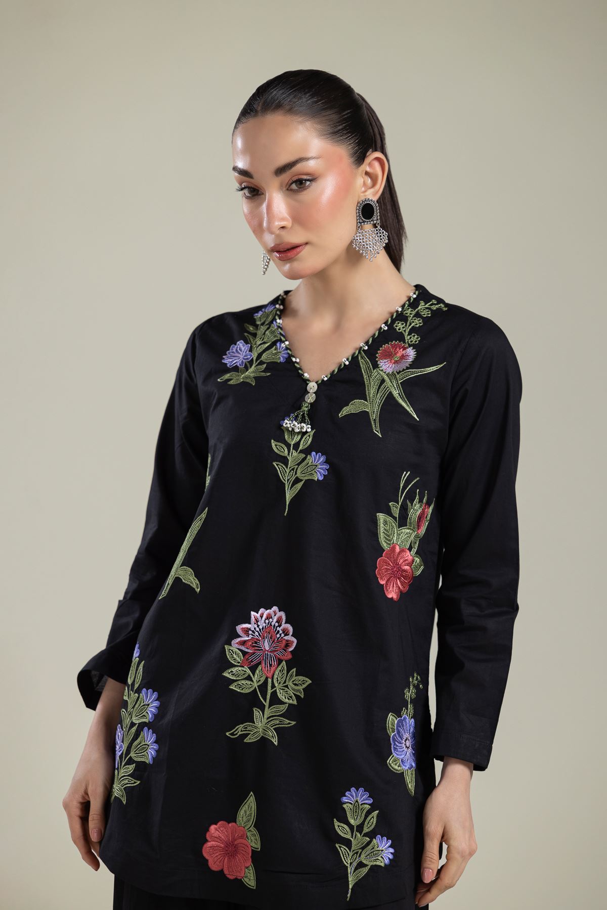 Embroidered Cambric Black V-Neck Kurta - 2-26-109-A-D-VG