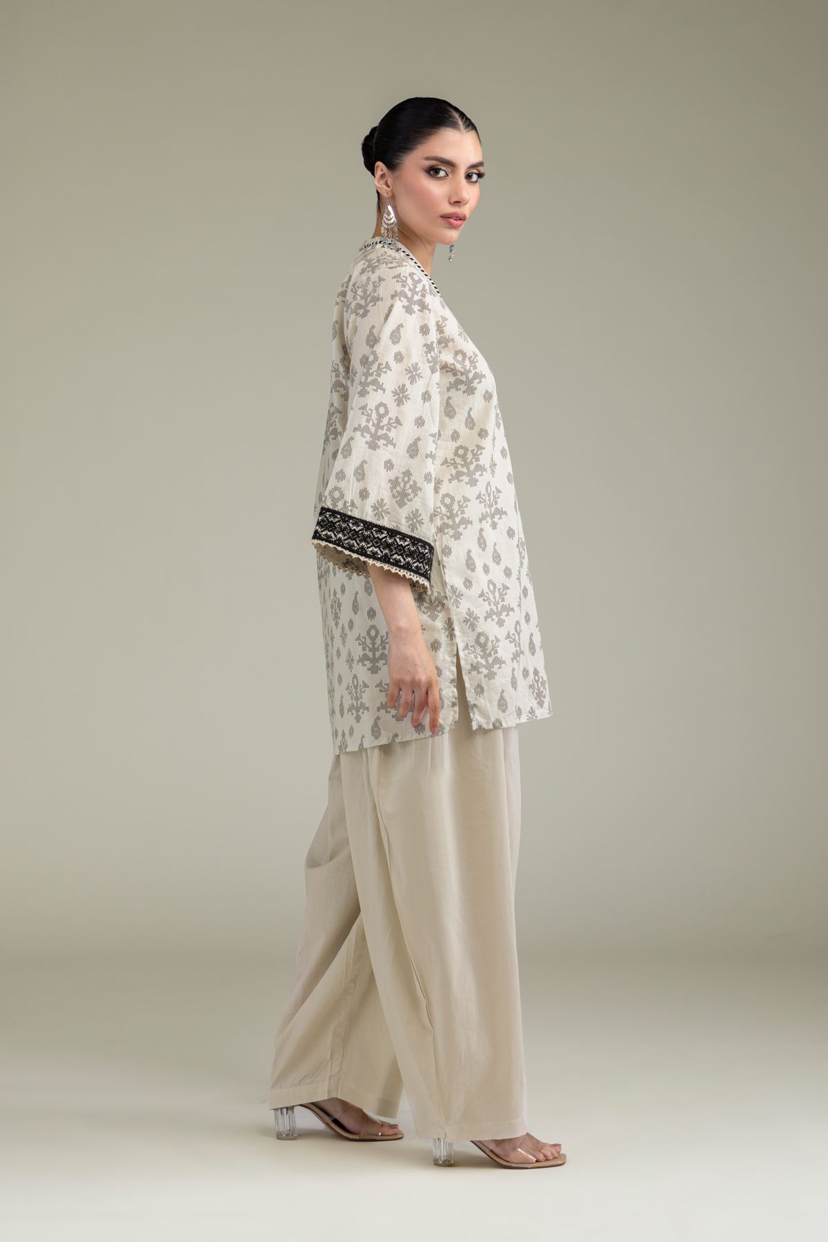 Embroidered Cambric Floral Cambric Shalwar - 1-26-238-A-G1-VG