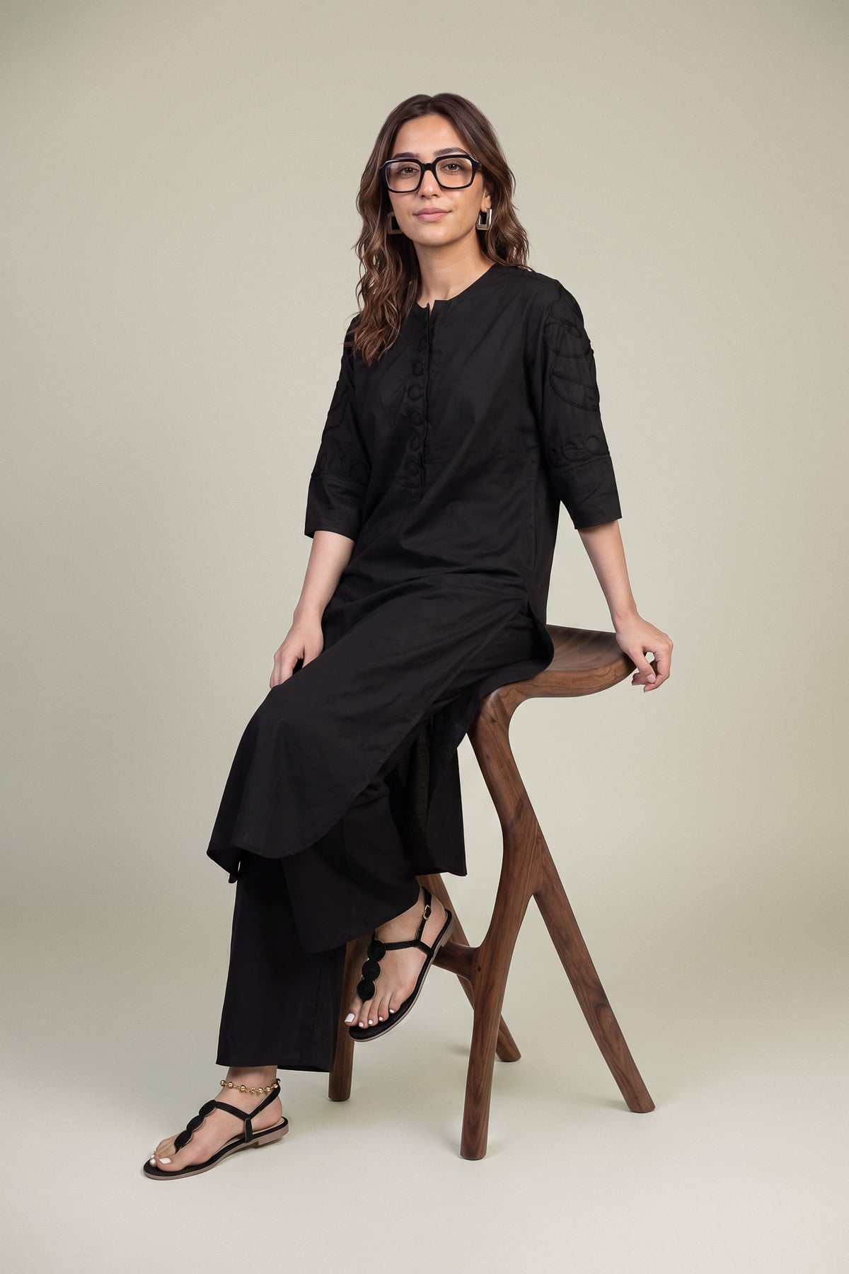 Dyed Poplin Black Round-Neck Kurta - 1-26-102-A-F-VG