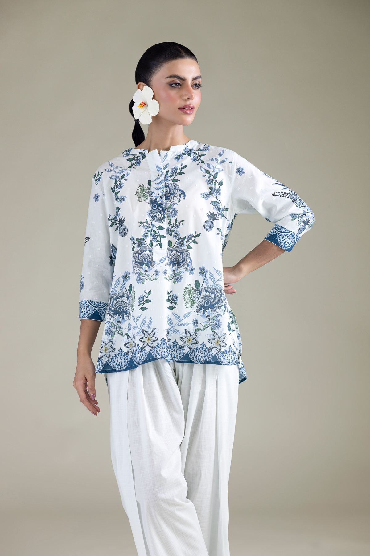 Embroidered Cambric Short Cambric Shirt - 1-26-211-A-A2-VG