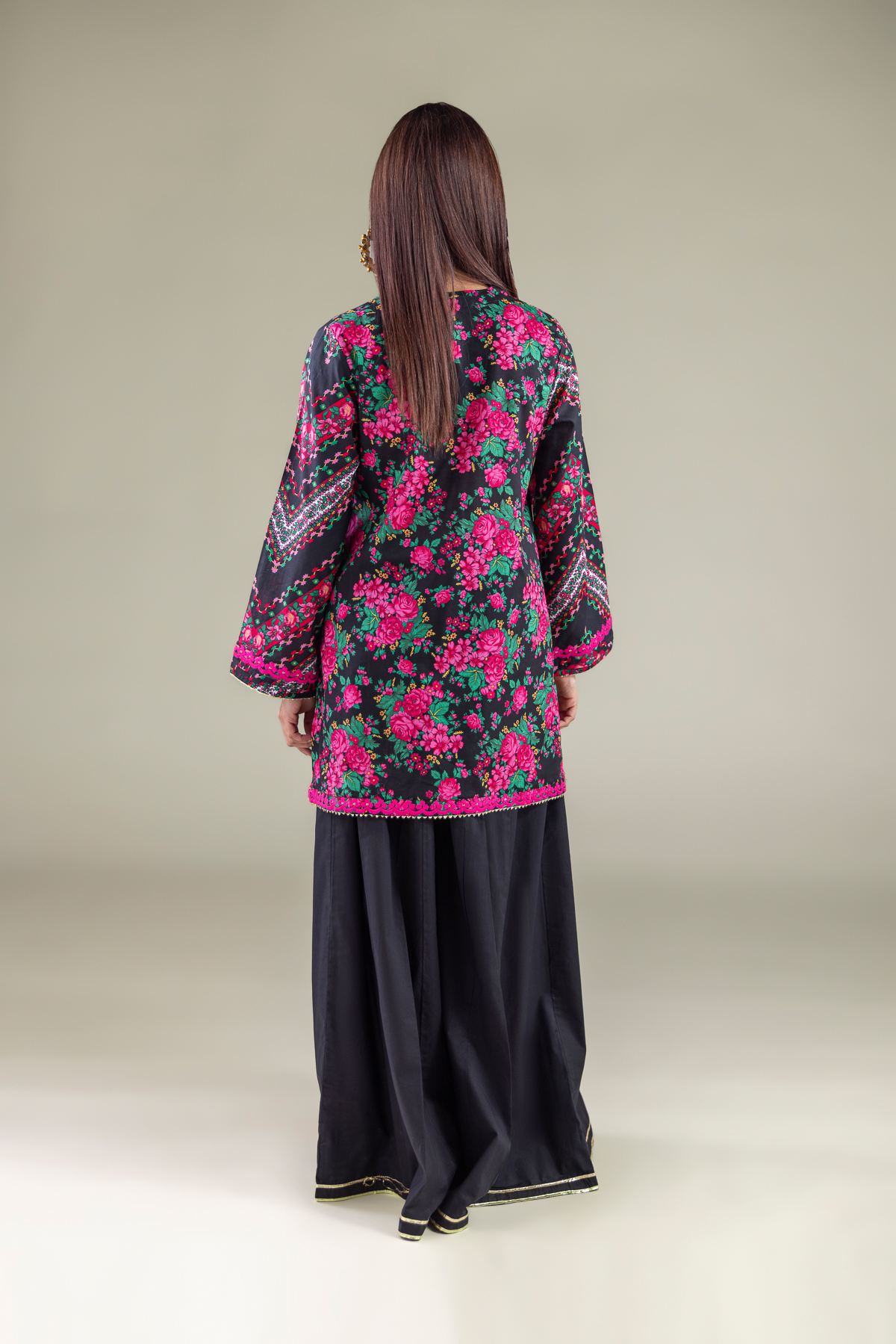 Embroidered Cambric Kurta - 1-26-112-A-F-VG