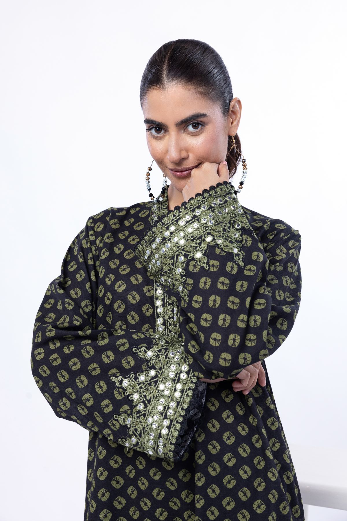 Embroidered Khaddar Fabrics 2 Piece | Top and Bottom - CHD13YA-VG