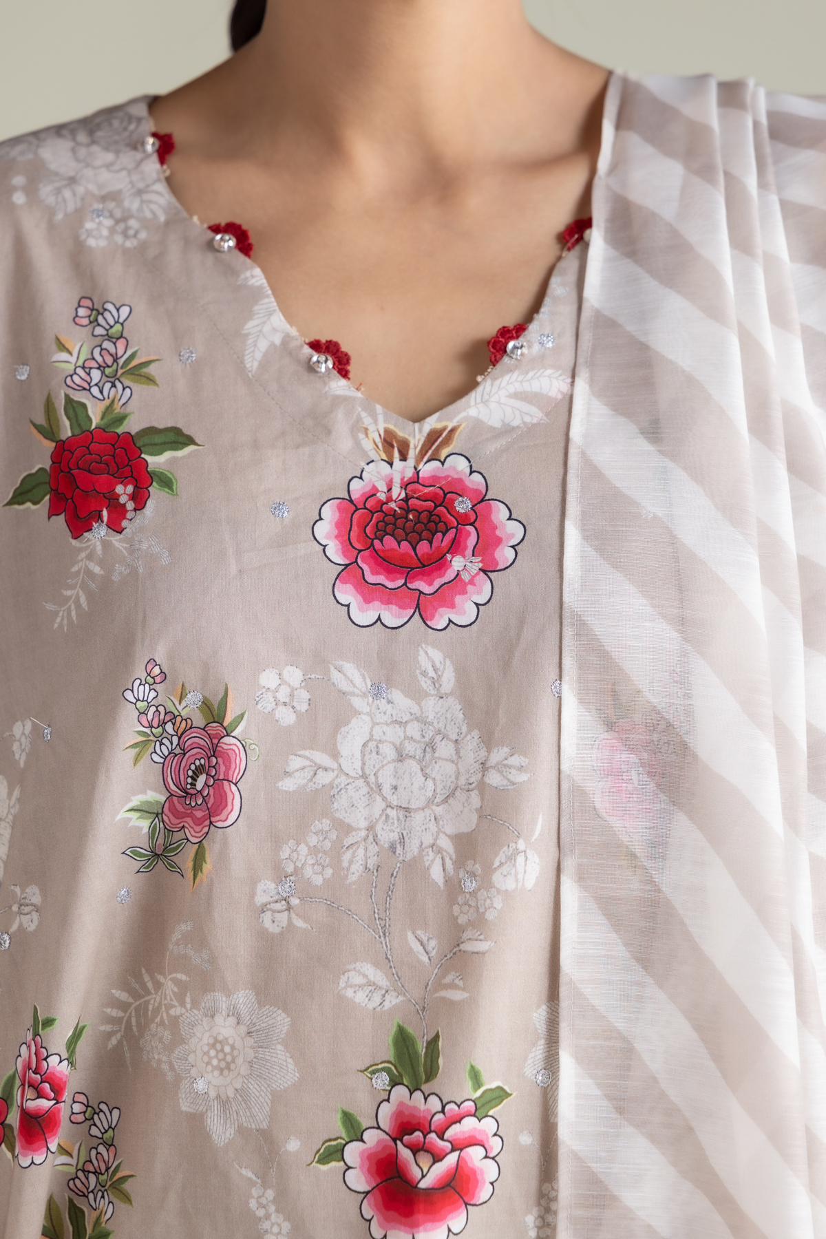 Embroidered Cambric Fabrics 3 Piece - 1-26-102-A-F-VG