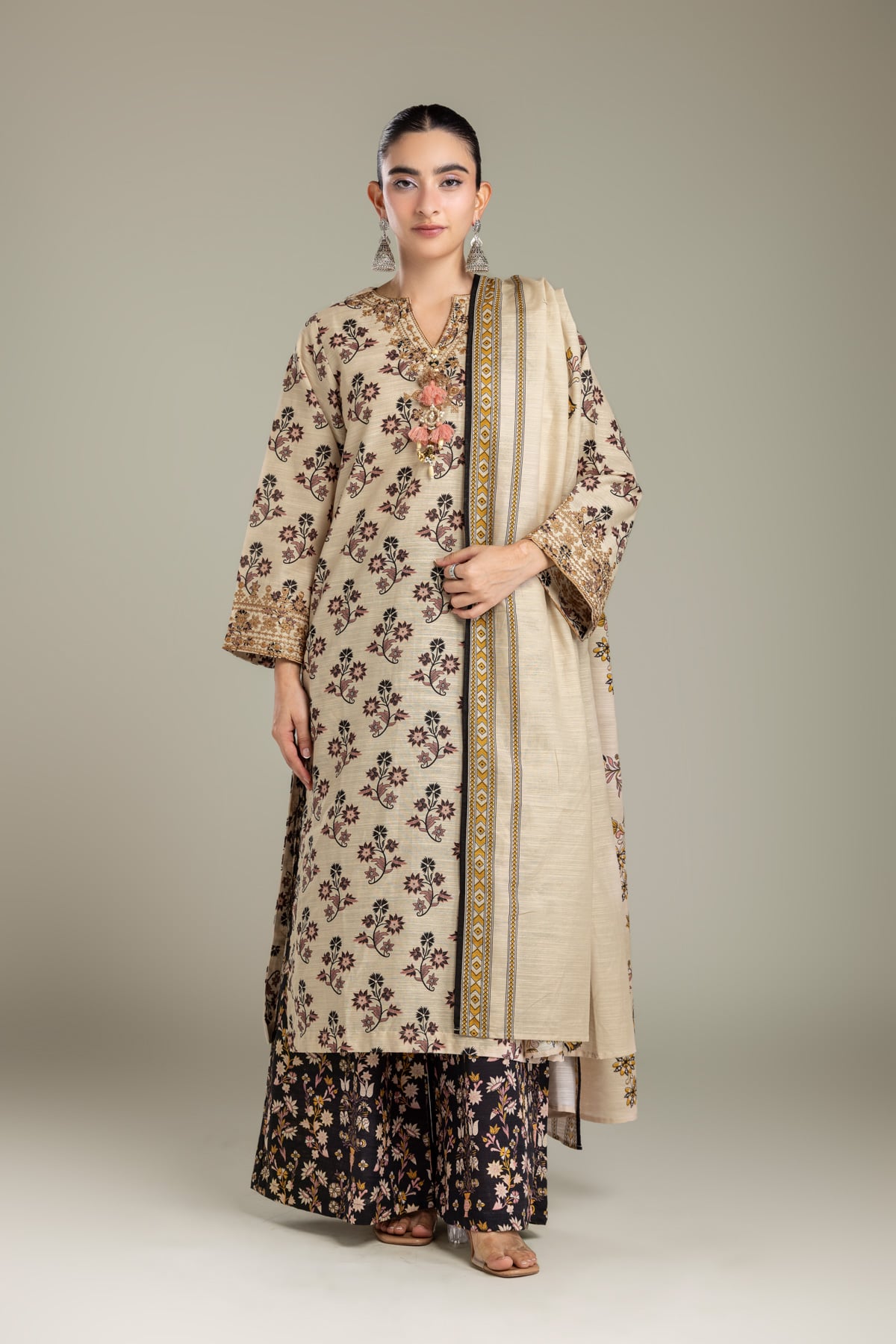 Embroidered Light Khaddar Fabrics 3 Piece - 2-26-202-A-D-VG
