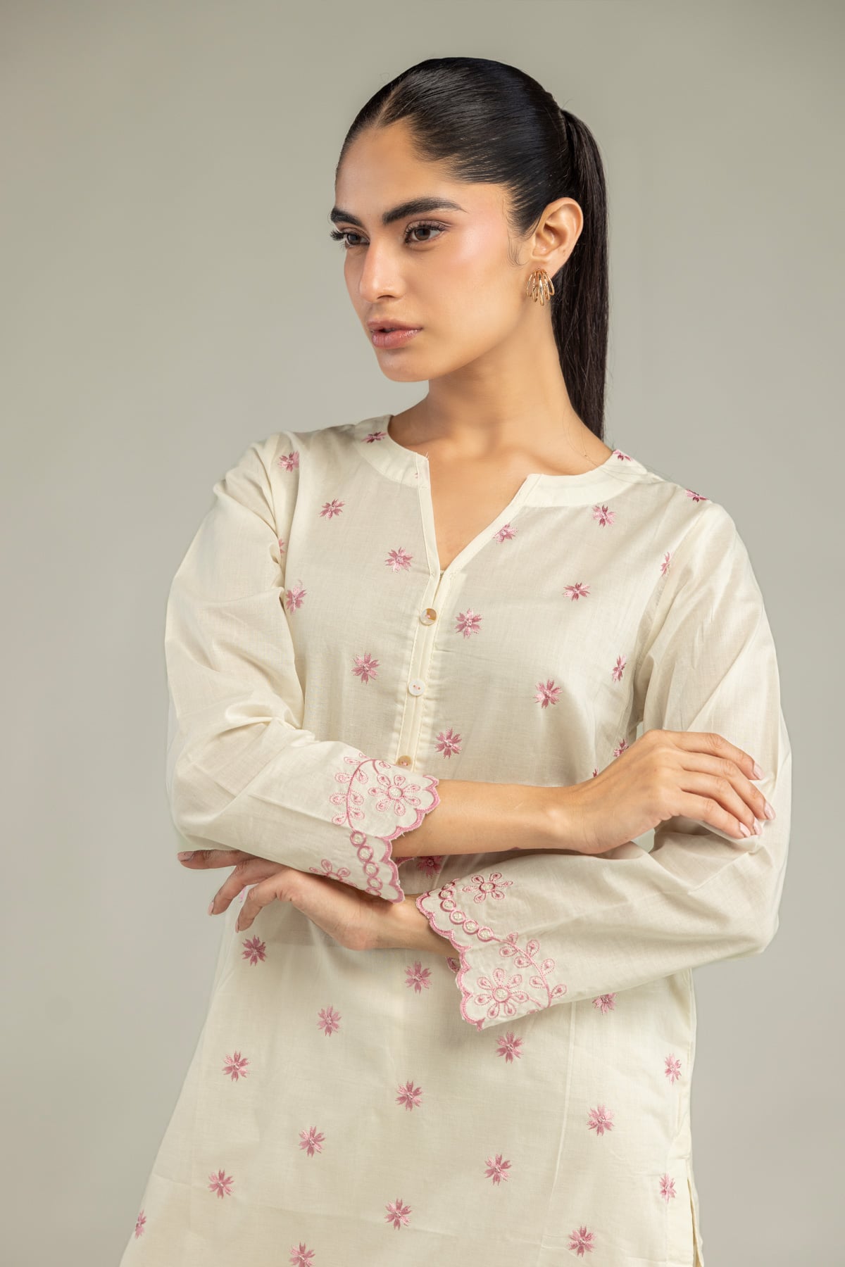 Embroidered Cambric Cambric Floral Kurta - 1-26-102-A-F-VG