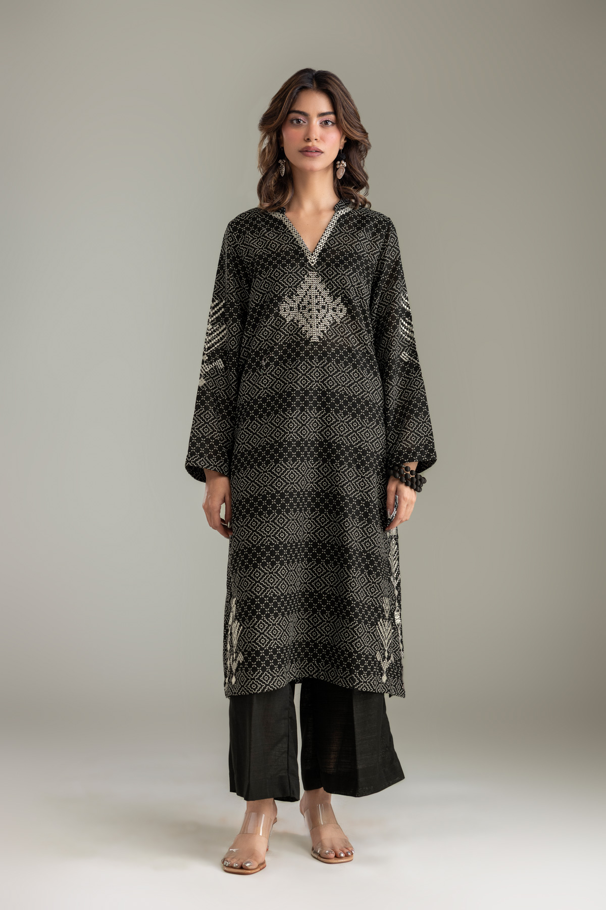 Embroidered Light Khaddar Black Khaddar Pants - 2-26-202-A-D-VG