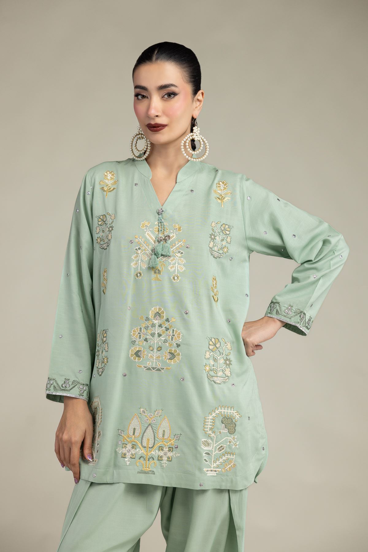 Embroidered Raw Silk Floral Embroidered Kurta - 25-09-11E14-03TA-VG