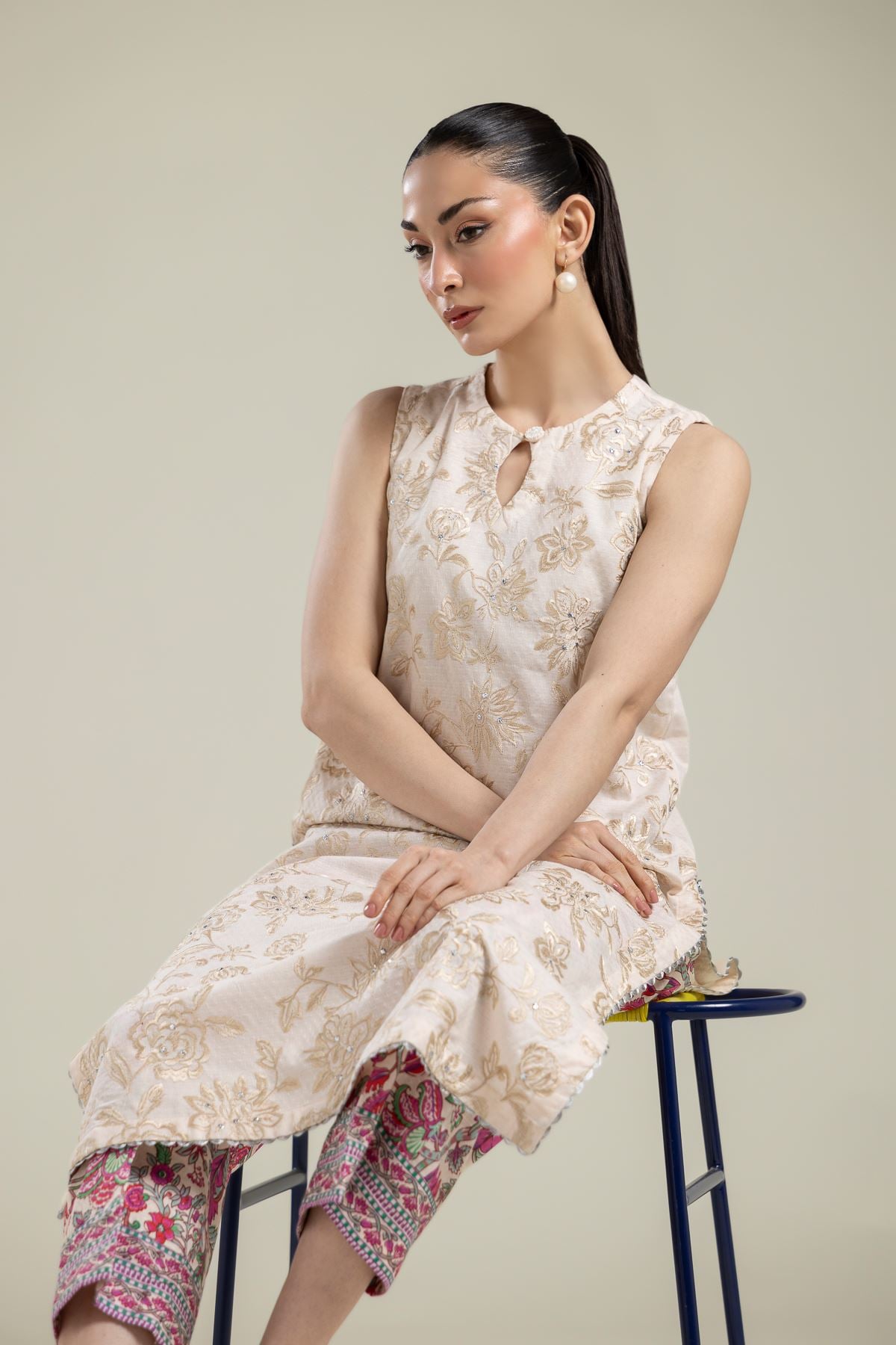 Embroidered Cotton Dobby Cotton Floral Kurta - 1-26-106-A-D-VG