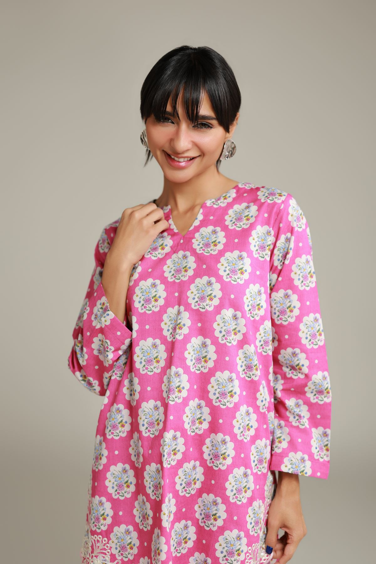 Embroidered Cotton Dobby Floral Pink Kurta - 26-02-1E13-02TA-VG