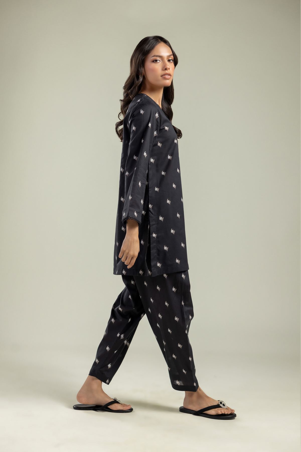 Printed Cambric Shalwar - 1-26-201-A-D-VG