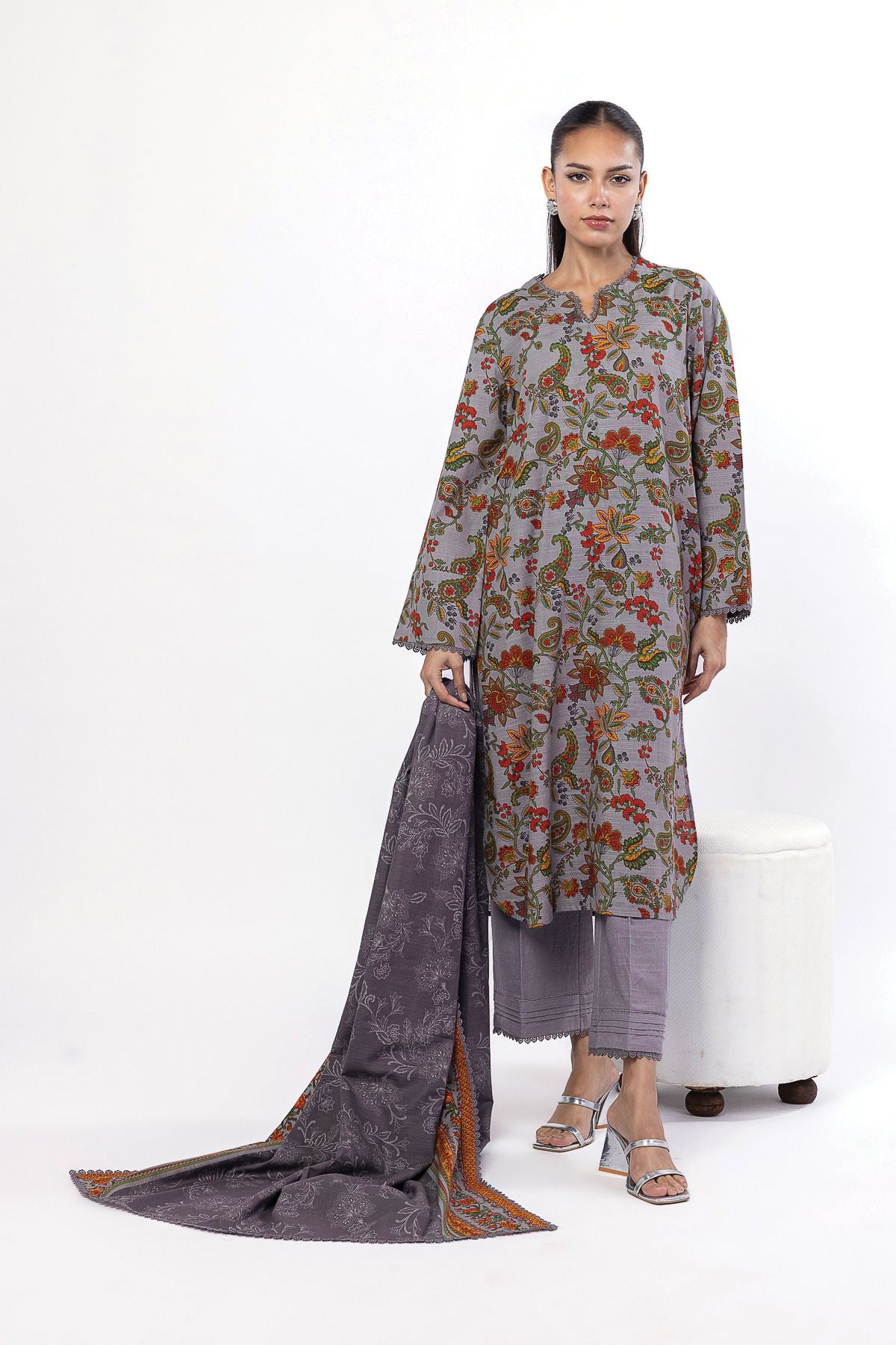 Printed Khaddar Fabrics 3 Piece - KN23A-VG
