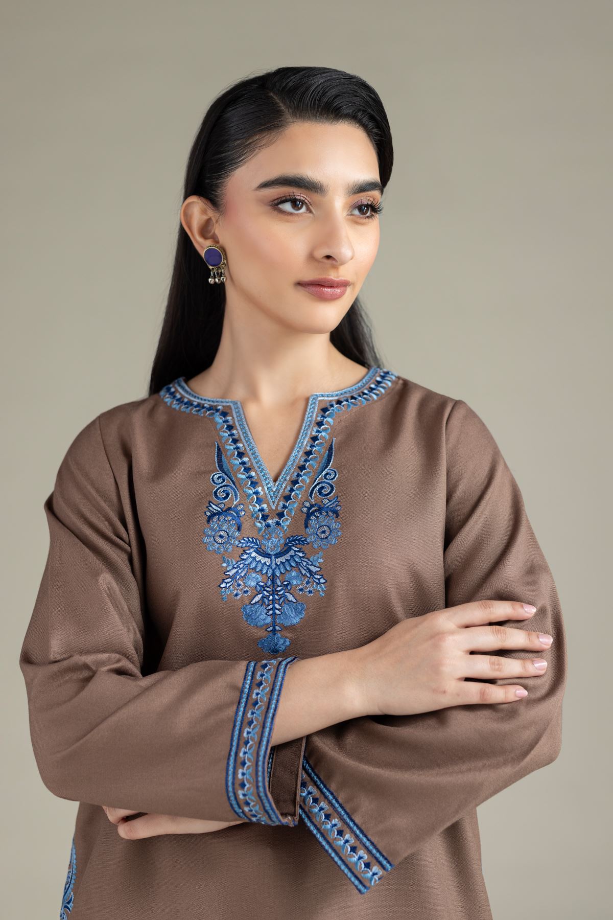 Embroidered Heavy Blended Viscose Kurta - 25-10-12E1-04TA-VG