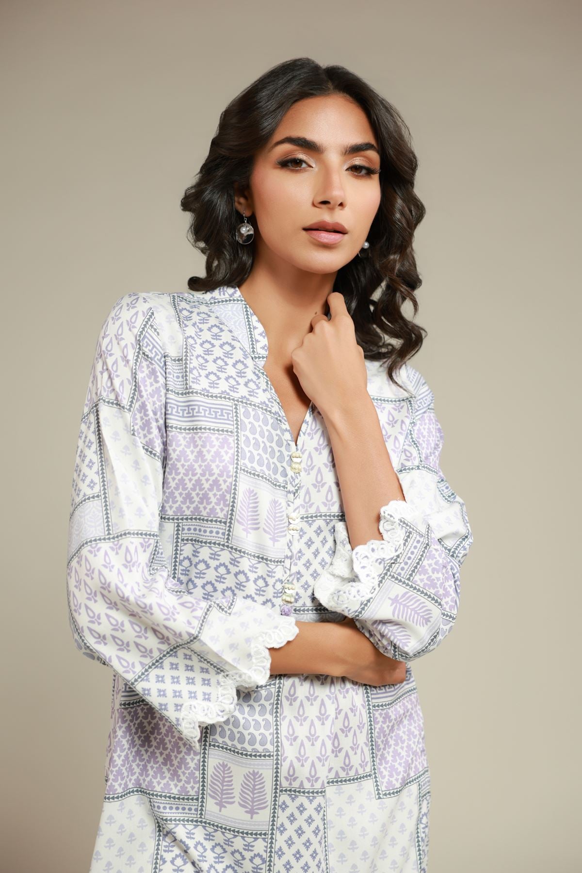 Embroidered Viscose Kurta - 1-26-102-A-E-VG