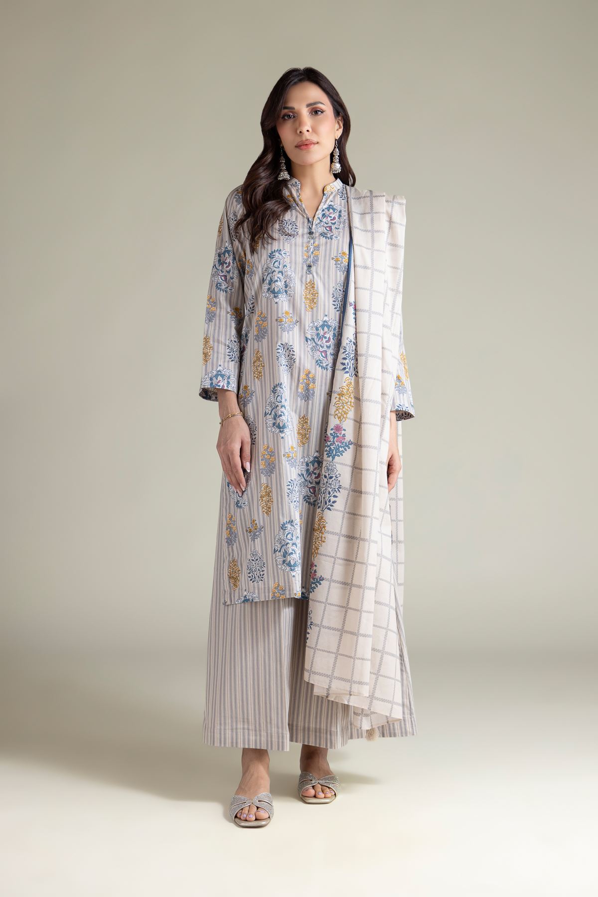 Embroidered Textured Lawn Printed Lawn Dupatta - 2-26-202-A-D-VG