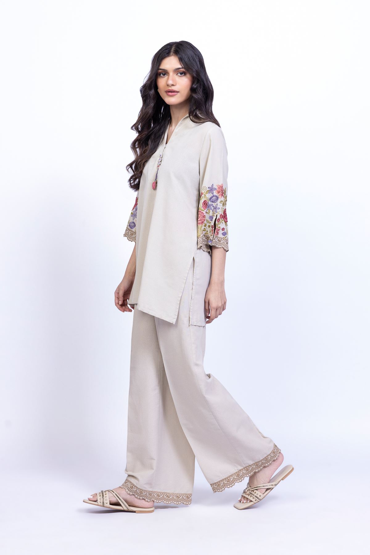 Embroidered Karandi Kurta - 25-09-11E5-05TB-VG