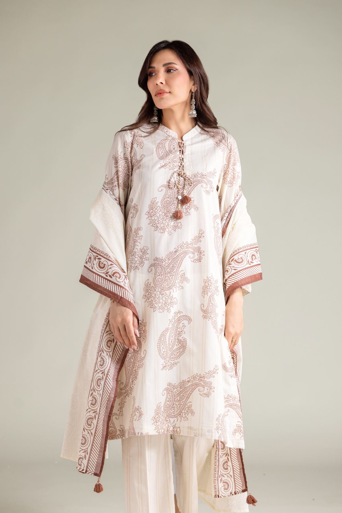 Embroidered Cambric Paisley Cambric Kurta - 1-26-139-A-D-VG