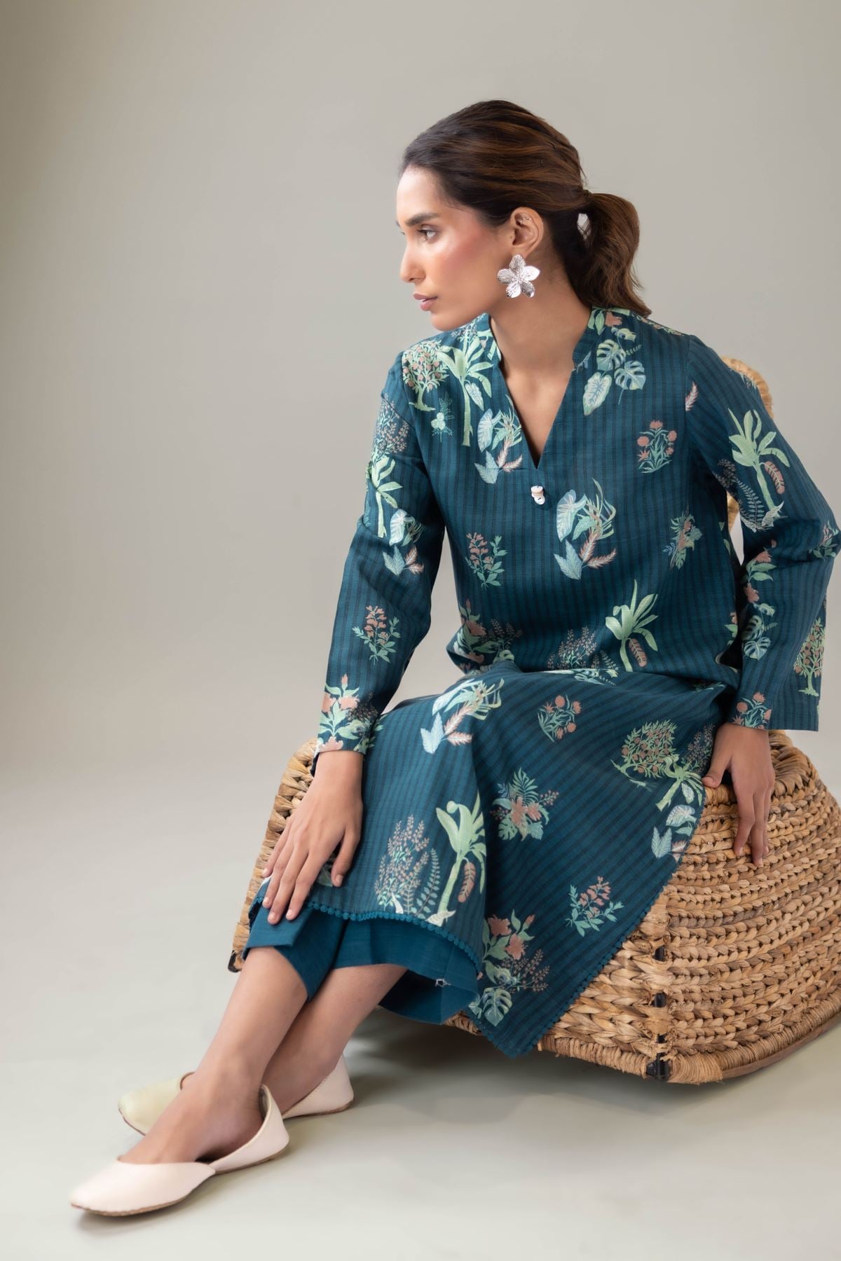 Printed Khaddar Kurta - 25-09-10E4-08TA-VG