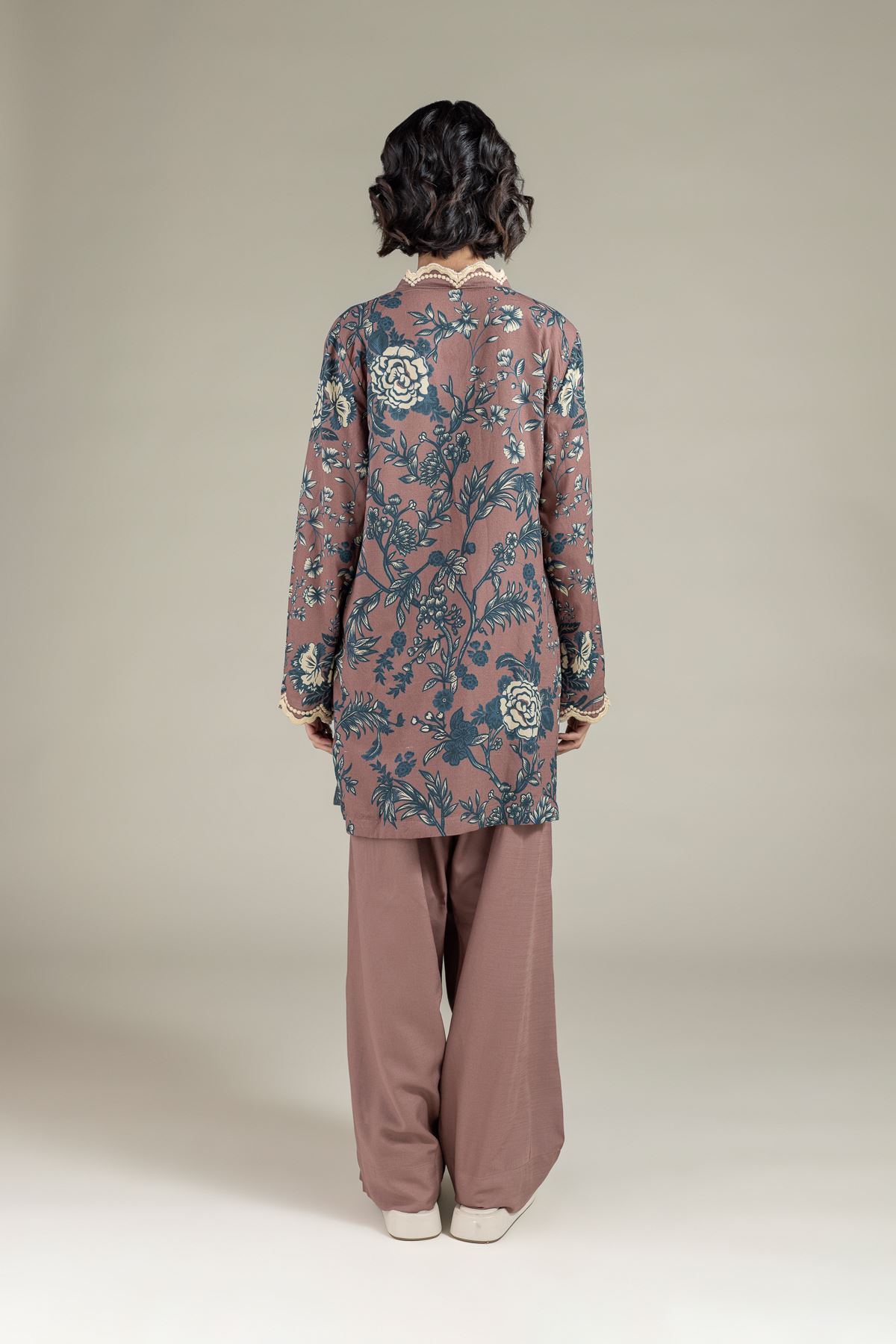 Embroidered Raw Silk Kurta - 25-10-11E9-06TA-VG